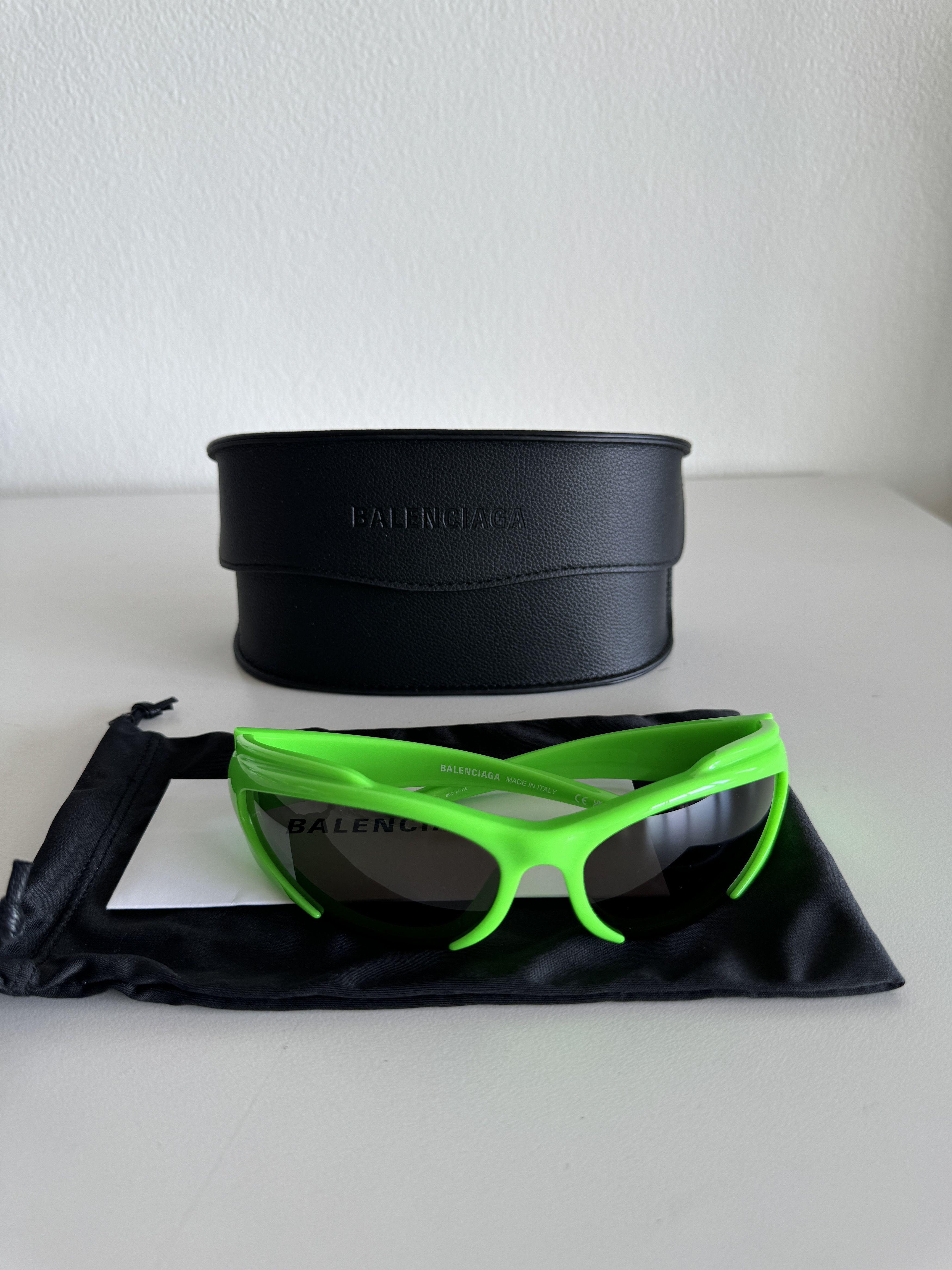 サングラス BALENCIAGA Woman Sunglasses Green BB0253S 005 NEW BB0253S 005 BALENCIAGA GREEN GREY OVAL UNISEX BALENCIAGA