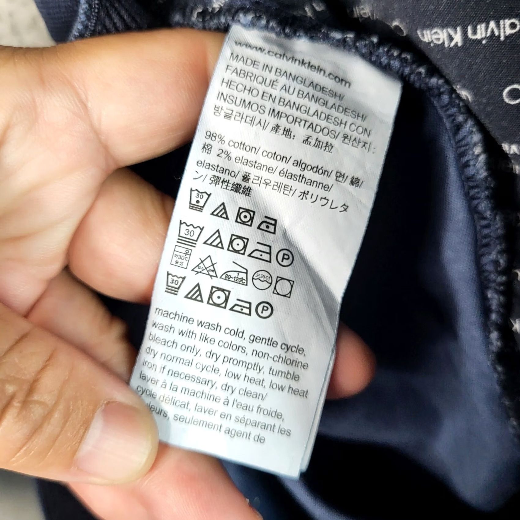 Calvin Klein Calvin Klein Royal Navy Men's Casual straight leg Pants 36W 32L Blue Cotton Blend Elastane Regular 36 Inseam 32 Button Closure Casual Mens Pants Size US 36 / EU 52 - 7 Thumbnail