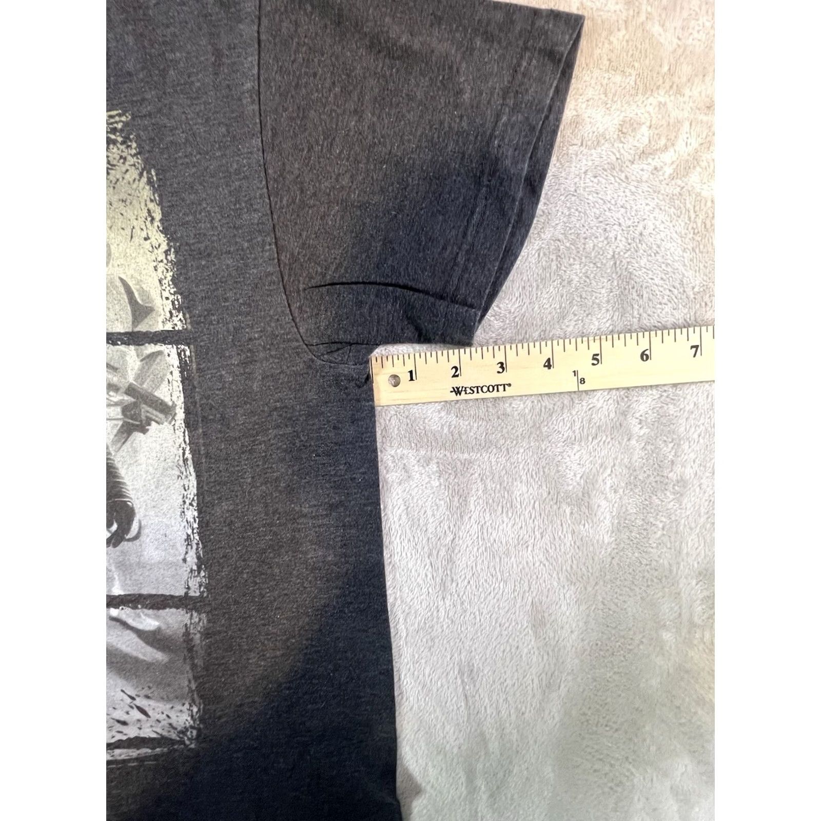 Star Wars Star Wars Kylo Ren/Troopers Graphic T-Shirt Gray Men’s Medium Black Graphic Tee Shirt Tee Short Sleeve Crew Neck Printed Logo Space 90s? Size US M / EU 48-50 / 2 - 6 Thumbnail