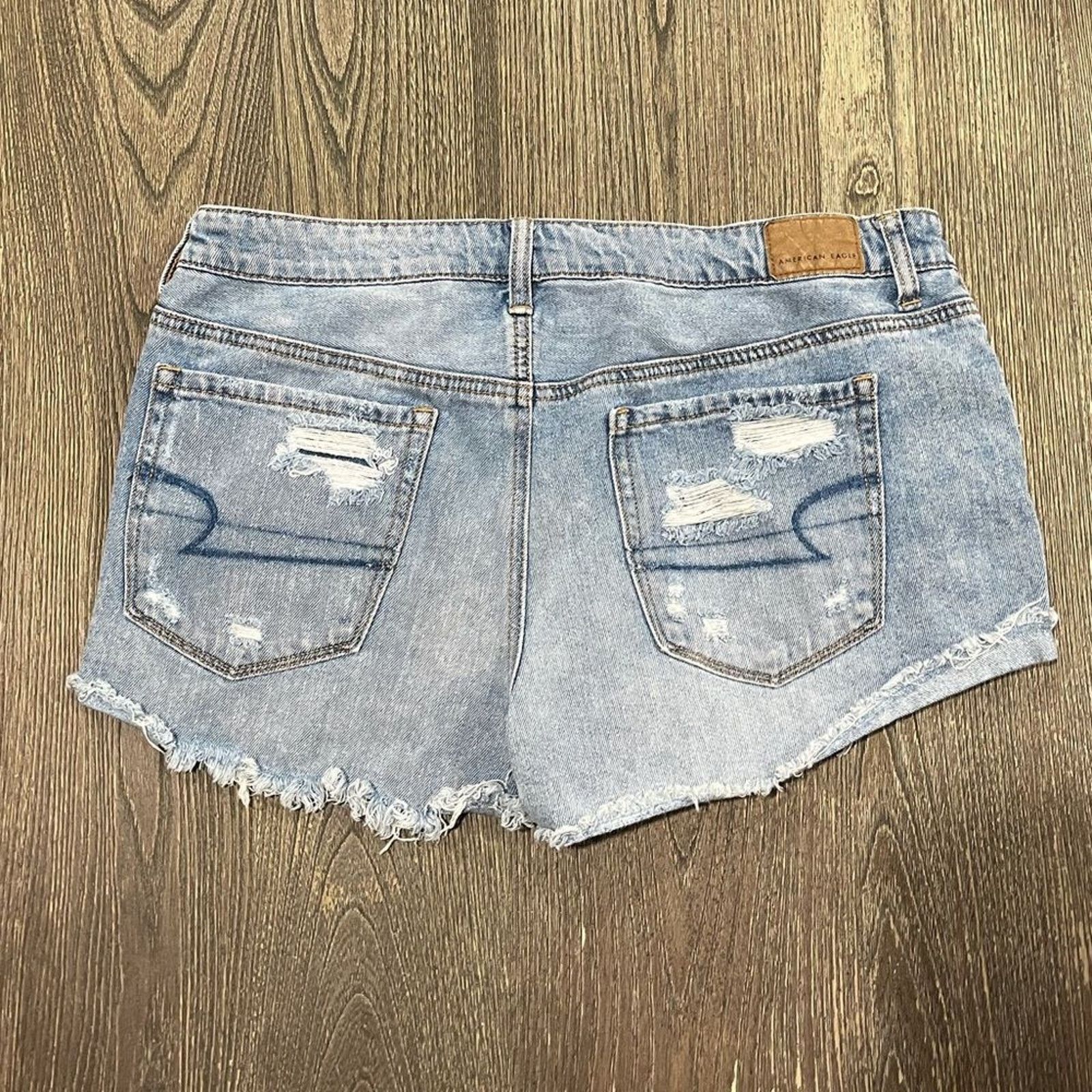 American Eagle Outfitters American Eagle Cut-Off Jean Short Mid-Rise Distressed Size 8 Size 30" / US 8 / IT 44 - 7 Thumbnail