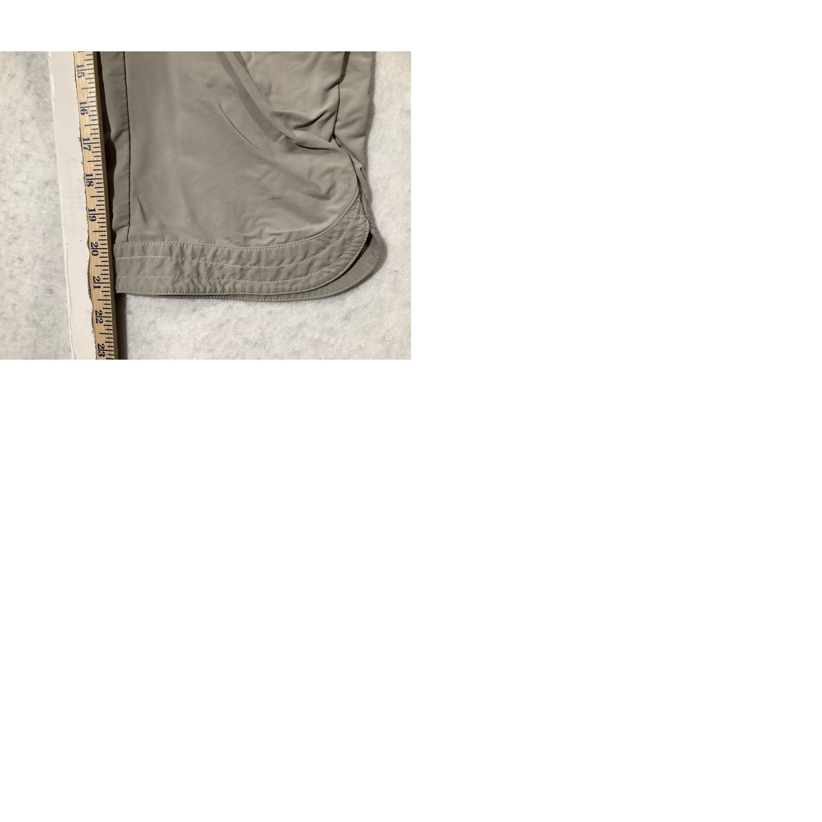 Vintage Kuhl Pants Cropped Women’s Beige Nylon 6 Drawstring Inseam 21 in Casual Hiking Size 28" / US 6 / IT 42 - 9 Thumbnail