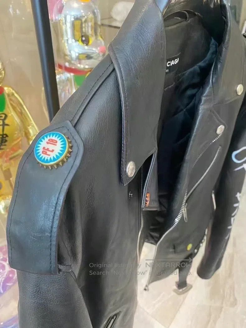 Balenciaga Balenciaga Arm Logo Back Patch Distressed Leather Jacket Size US S / EU 44-46 / 1 - 3 Thumbnail