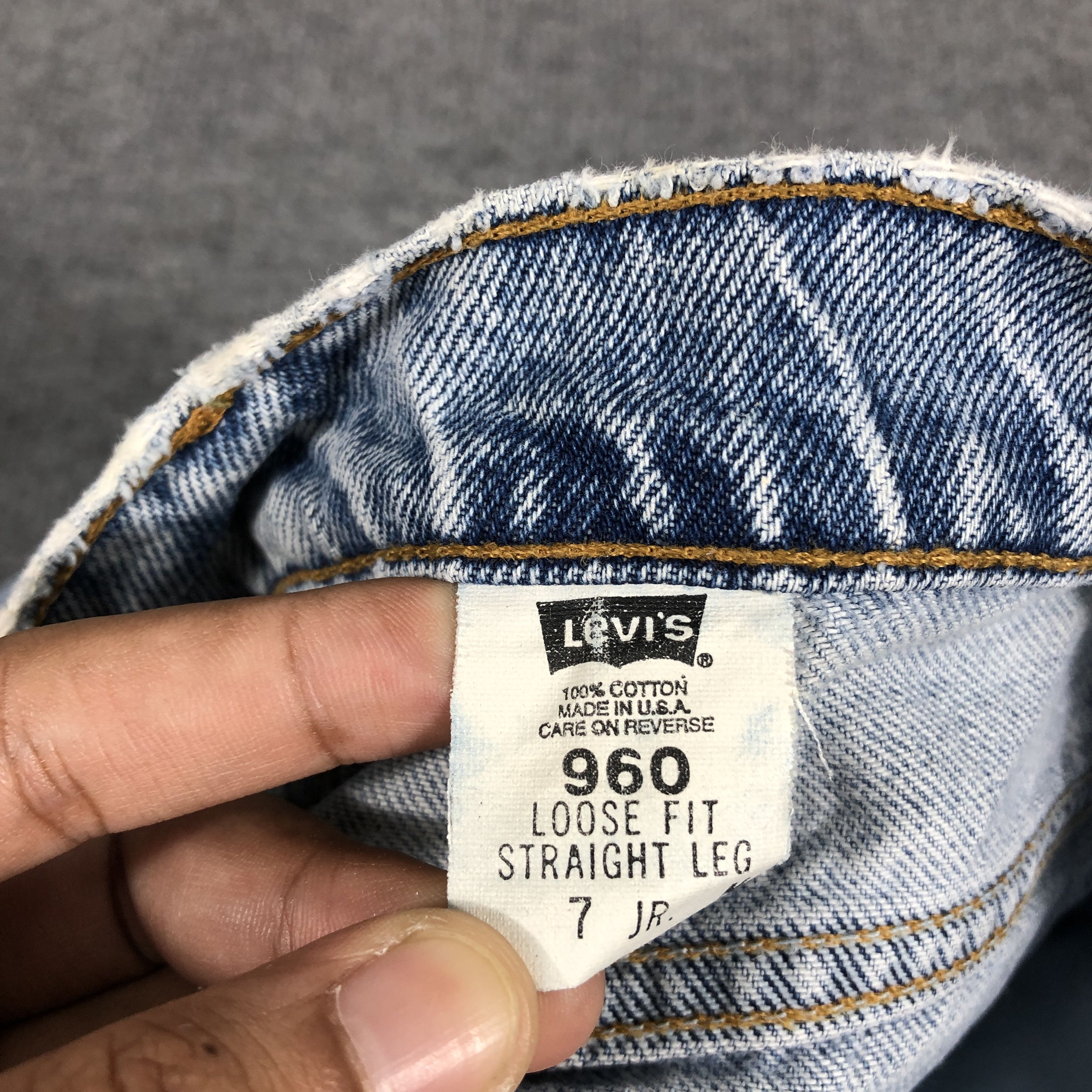 Levi's × Vintage Womens 80s Vintage Levis jeans Light Blue Wash L882W Size 29" - 10 Thumbnail