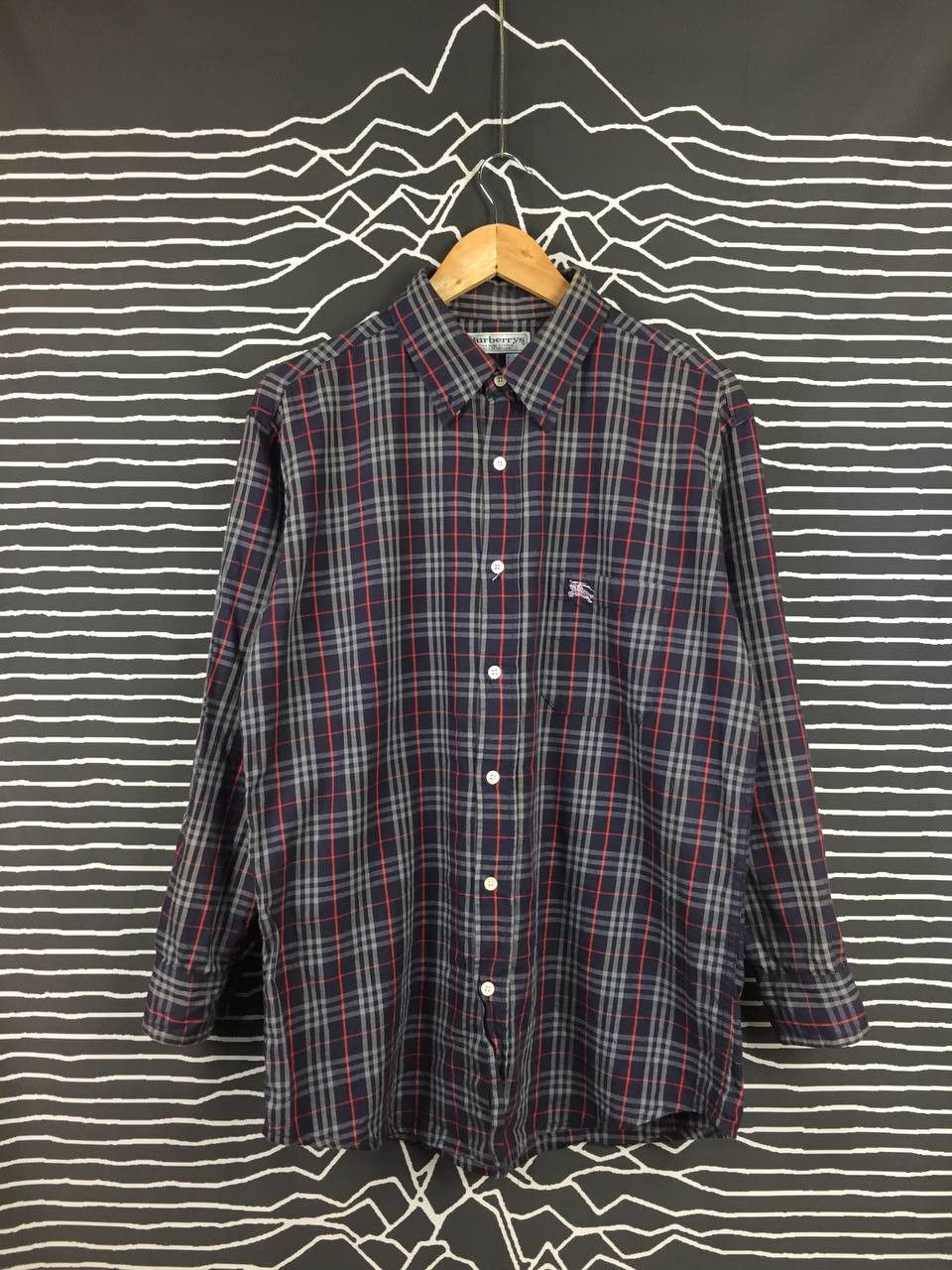 image of Archival Clothing x Burberry VTG Burberrys Nova Check Made In England Shirt in Navy (Size Large)