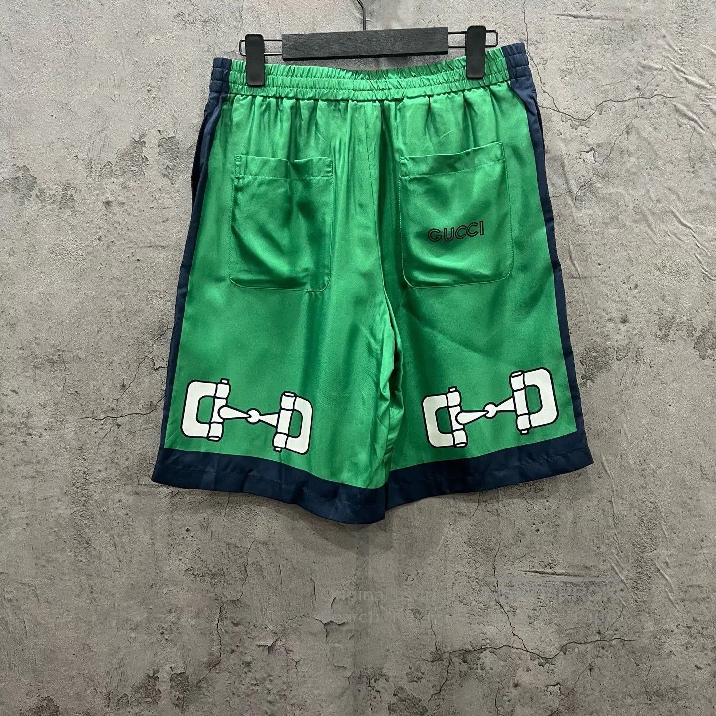 Gucci Guicci Green Silk Buckle Pattern Shorts| Size US 32 / EU 48 - 3 Thumbnail
