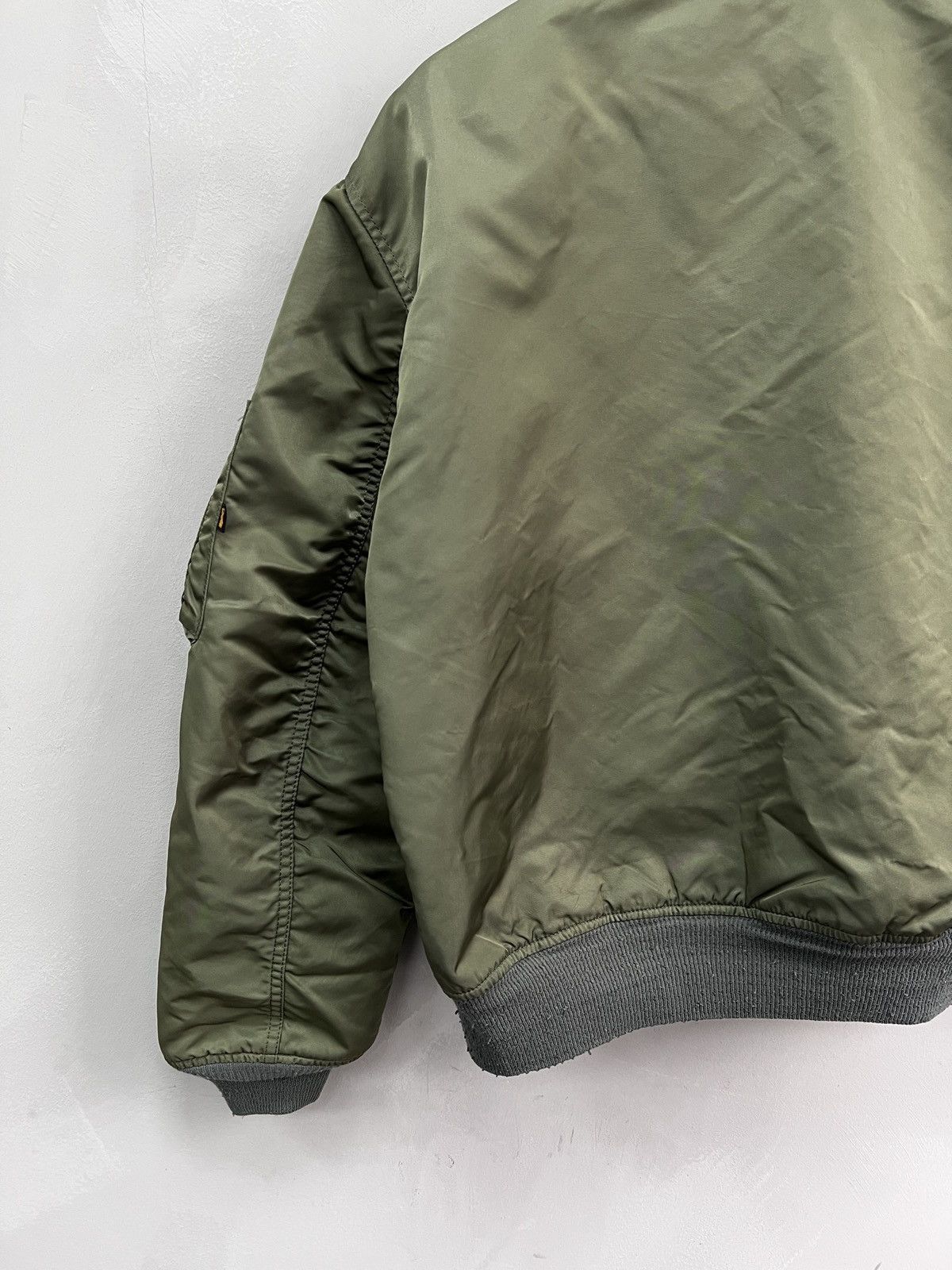 Other 90s CWU MA-1 olive alpha industries bomber jacket rare Size US L / EU 52-54 / 3 - 13 Thumbnail