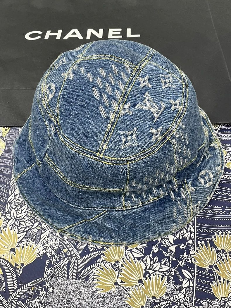 Louis Vuitton Louis Vuitton Blue Old Flower Cowboy Fisherman Hat Size ONE SIZE - 1 Thumbnail