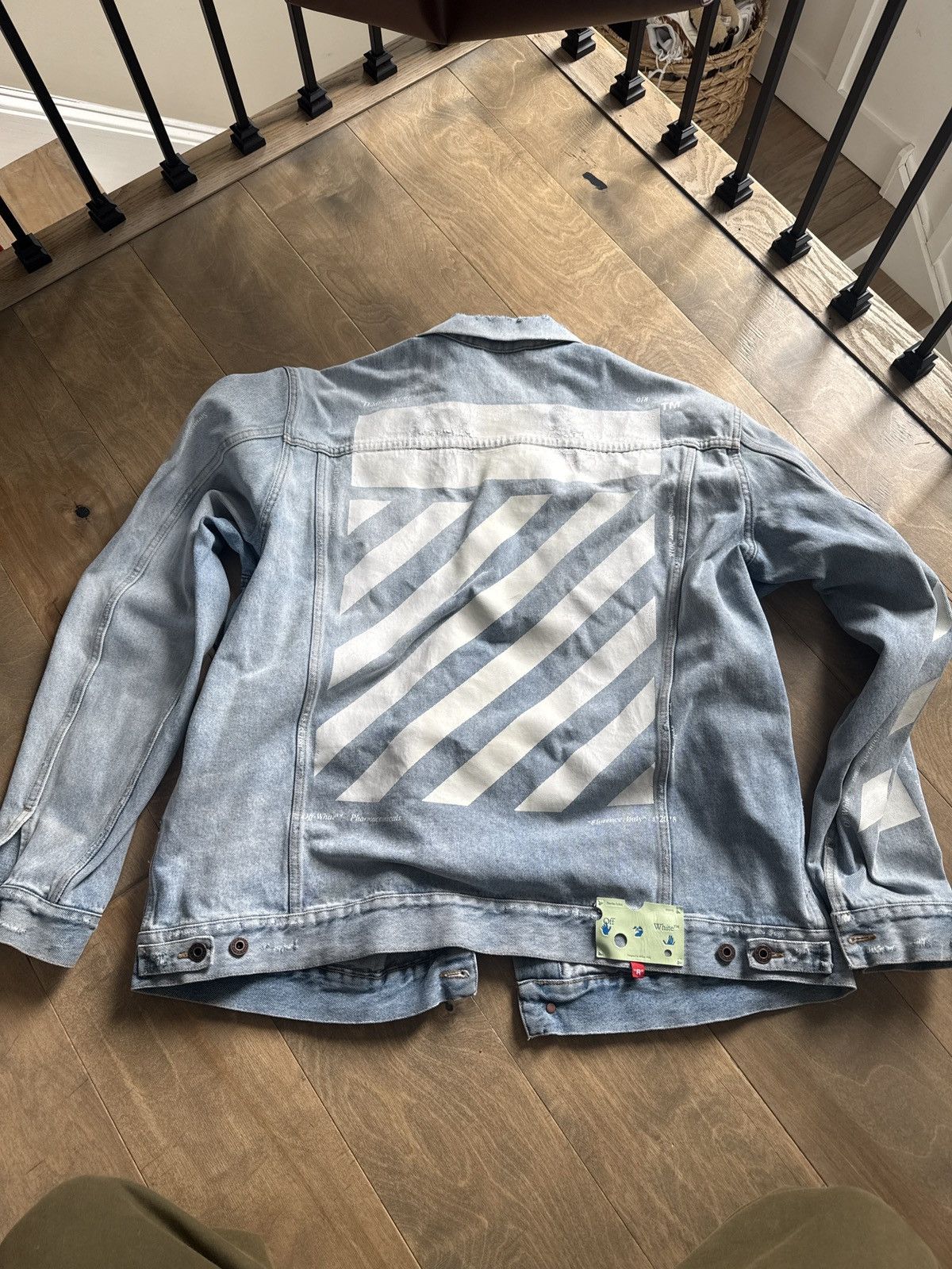 Off-White Off white denim jacket 2xl rare temperature Size US XXL / EU 58 / 5 - 2 Thumbnail