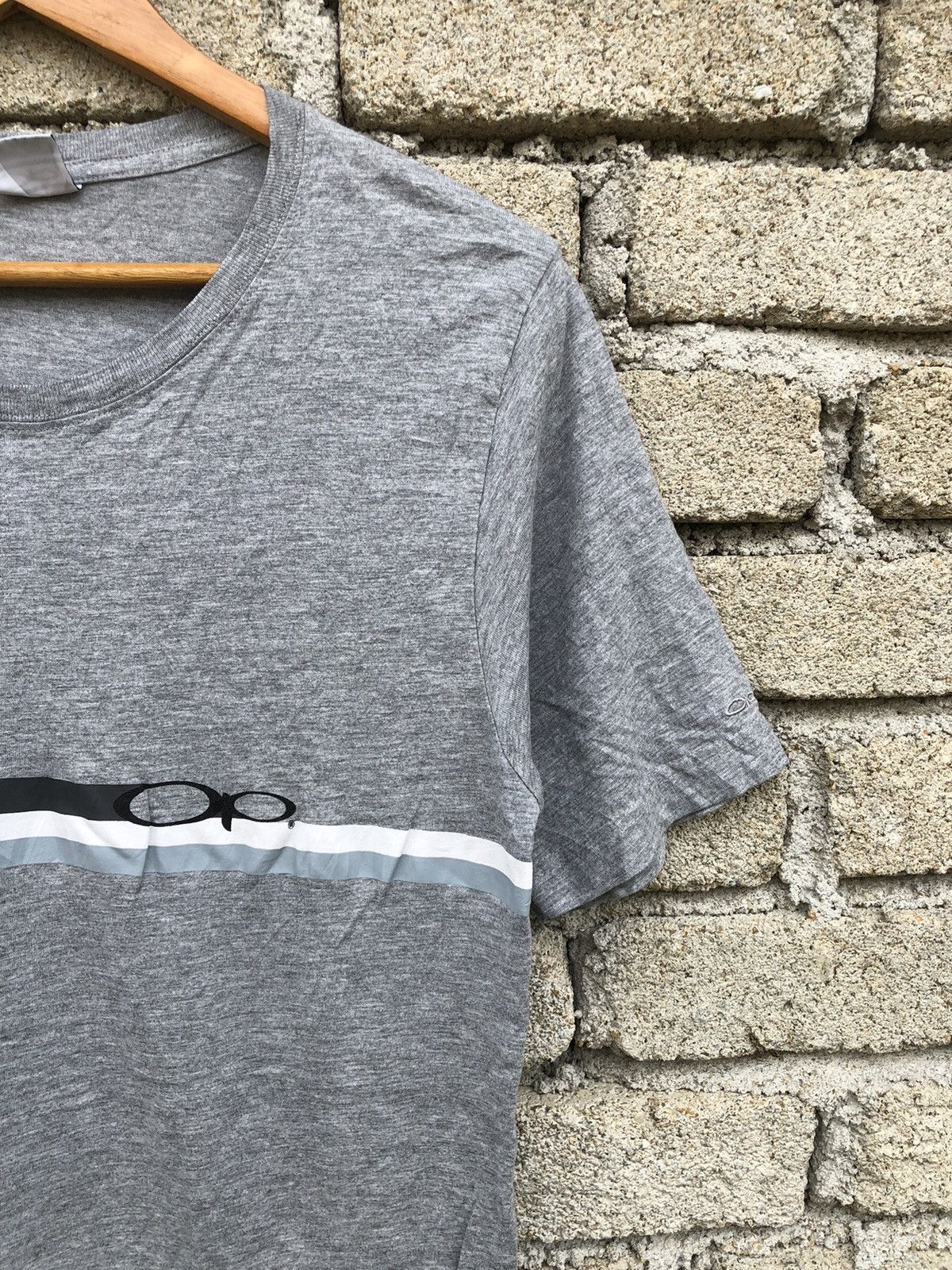 Vintage Vintage Y2K Ocean Pacific Surf Studio Peace Project Tee Size US M / EU 48-50 / 2 - 5 Thumbnail