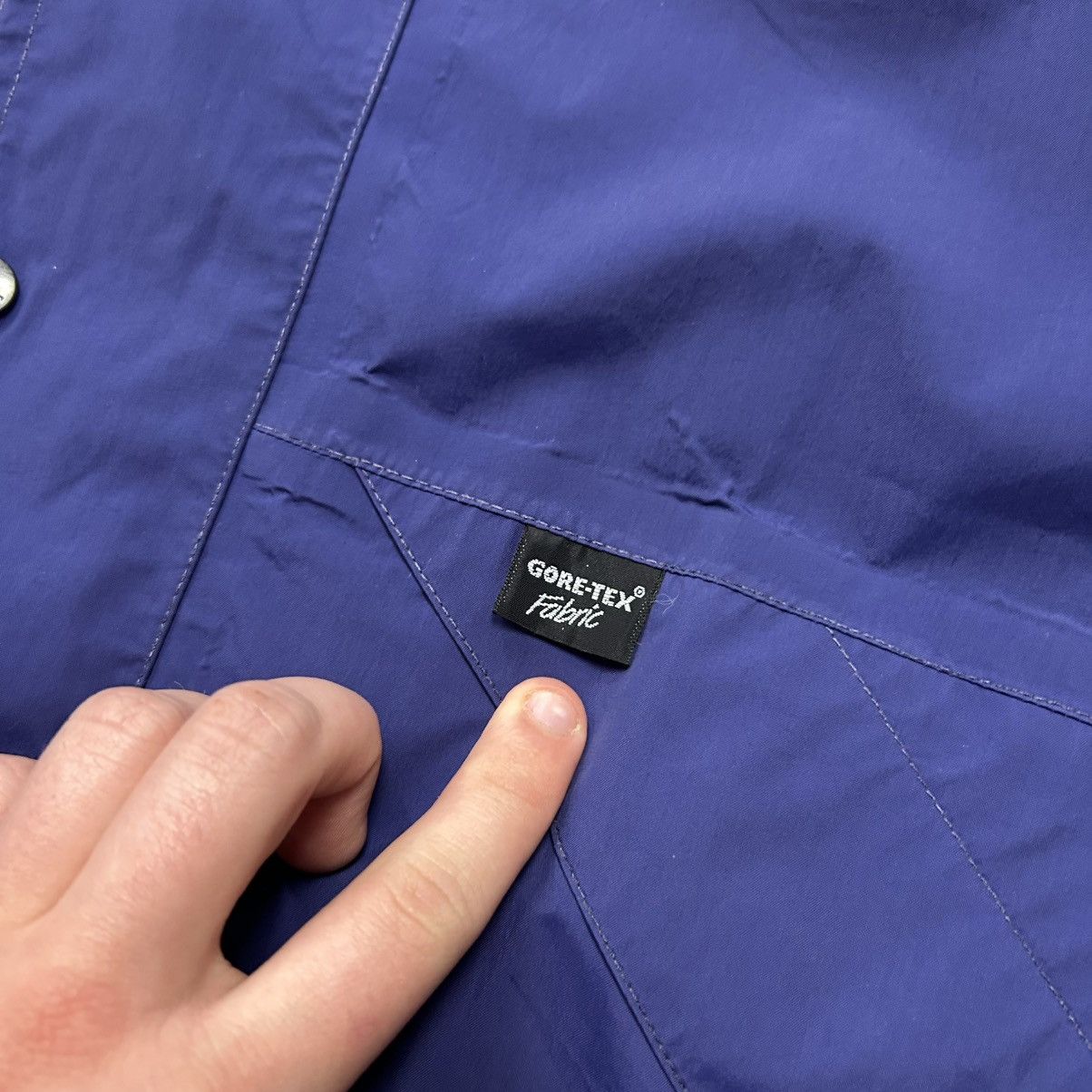 Berghaus Vintage Berghaus Gore Tex 90’s Outdoor Jacket size S Size US S / EU 44-46 / 1 - 4 Thumbnail