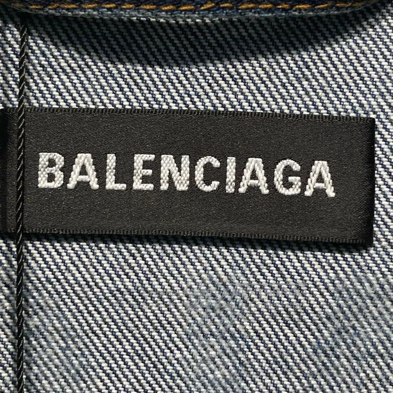 Balenciaga Balenciaga Logo Printed Denim Jacket Size US M / EU 48-50 / 2 - 3 Thumbnail