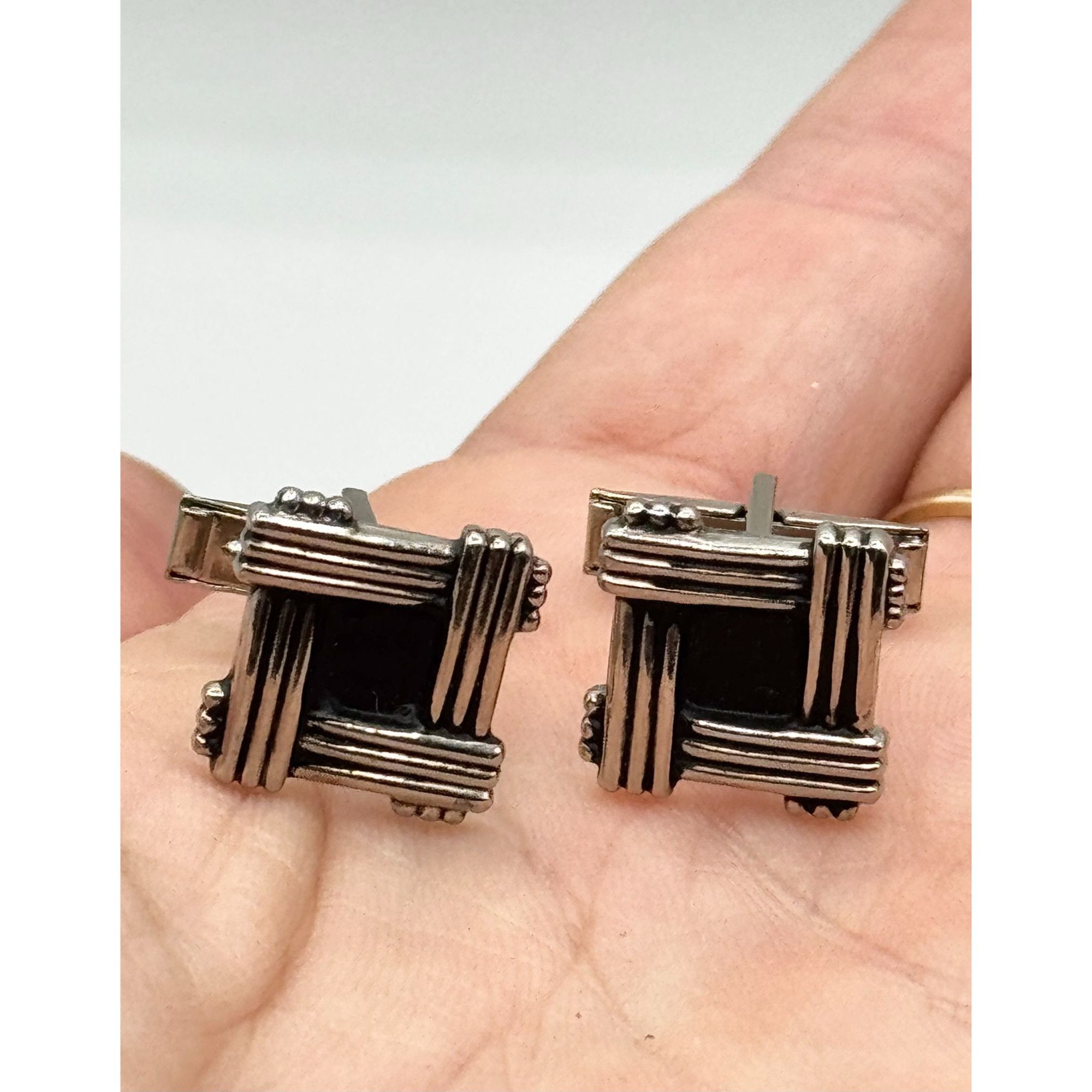 Vintage Vintage silver tone black unisex cuff links Size ONE SIZE - 4 Thumbnail