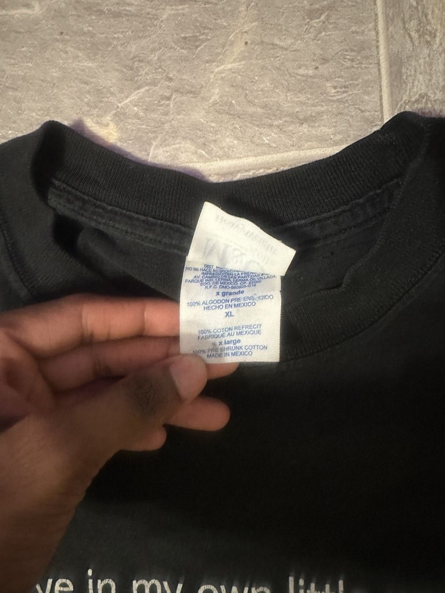 Vintage Vintage “My Little World” Tee Size US XL / EU 56 / 4 - 2 Thumbnail