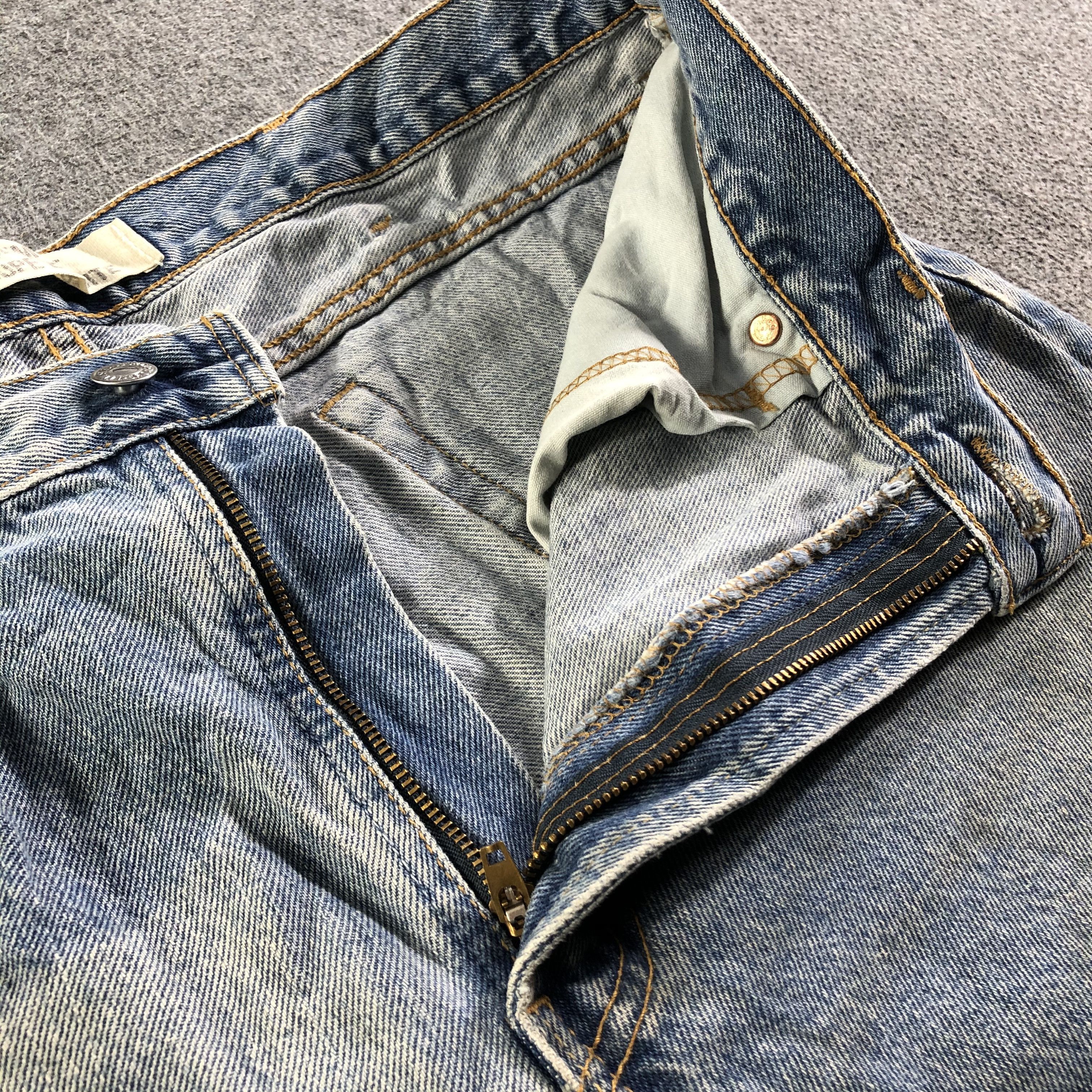 Levi's Vintage Blue Wash Levis 516 Jeans-J4183 Size US 35 - 8 Thumbnail
