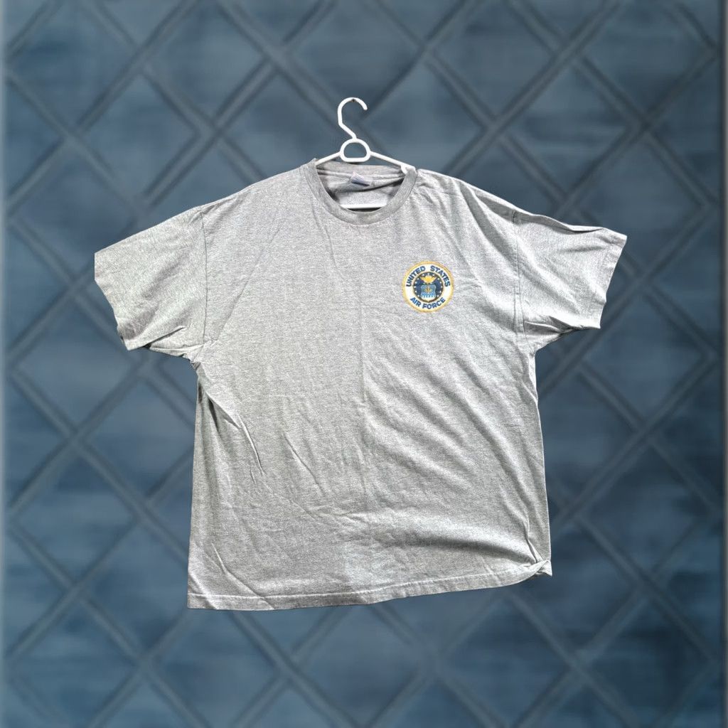 Vintage VINTAGE United States Air Force Tee Men's Large Gray Gray Military USA 90s T-Shirt Murica Short Sleeve Crew Neck Size US L / EU 52-54 / 3 - 1 Thumbnail