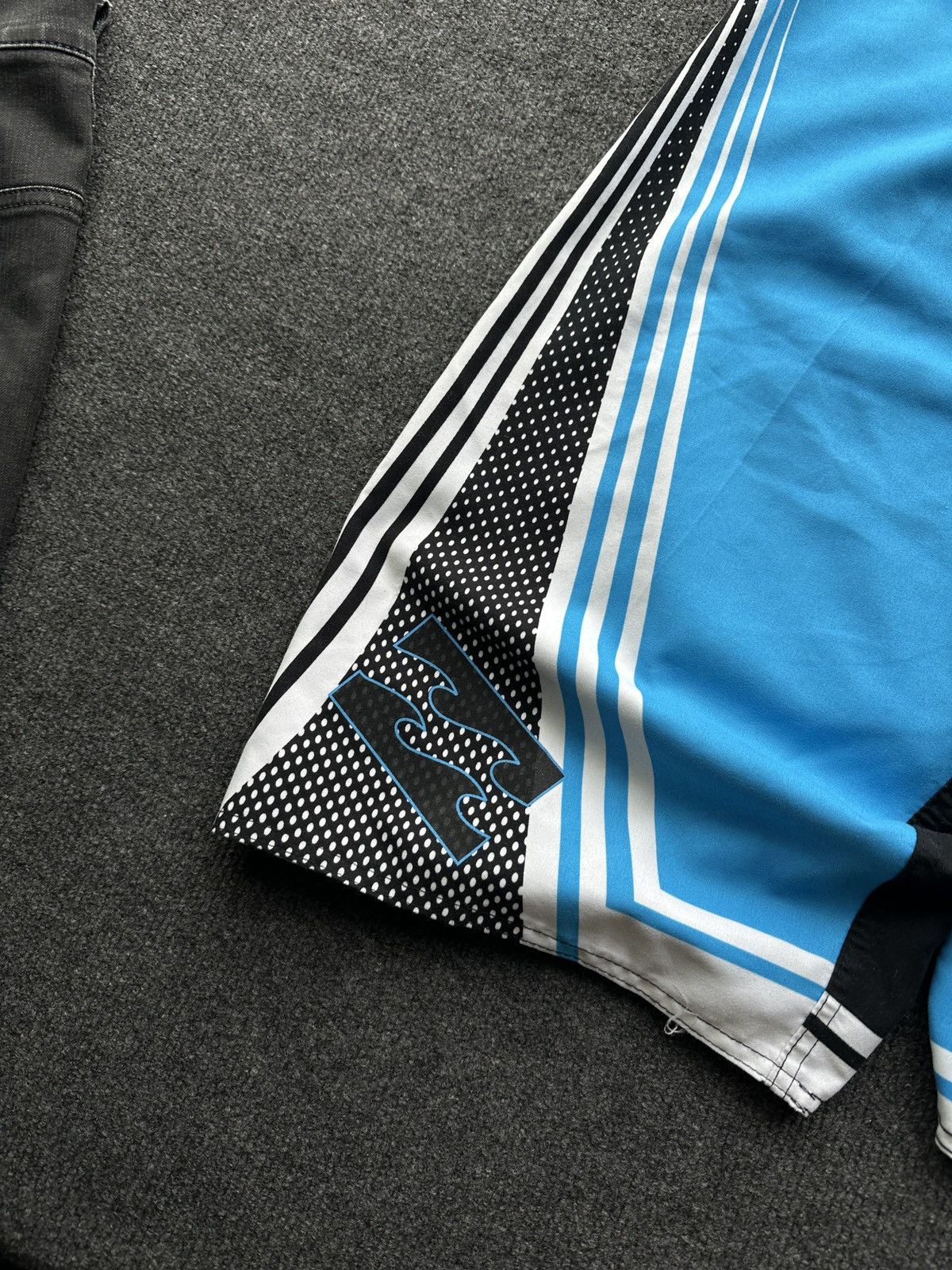 Billabong 🚨RARE BILLABONG BIG LOGO SWIMM SHORTS Y2K SURF VINTAGE Size US 32 / EU 48 - 2 Thumbnail