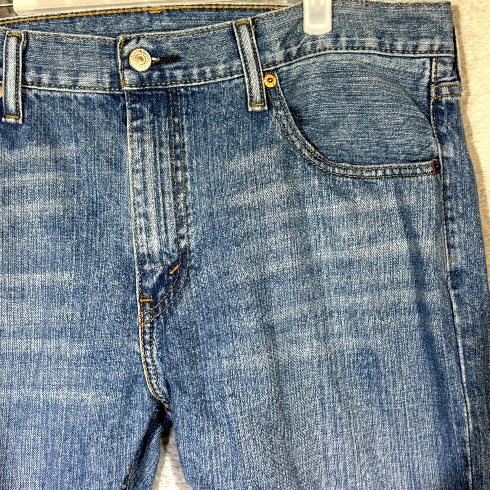 Levi's Levi’s 527 Jeans Bootcut Men’s 36x30 Blue Denim 100% Cotton Slim? Relaxed? Mid Rise Vintage: No Size US 36 / EU 52 - 4 Thumbnail