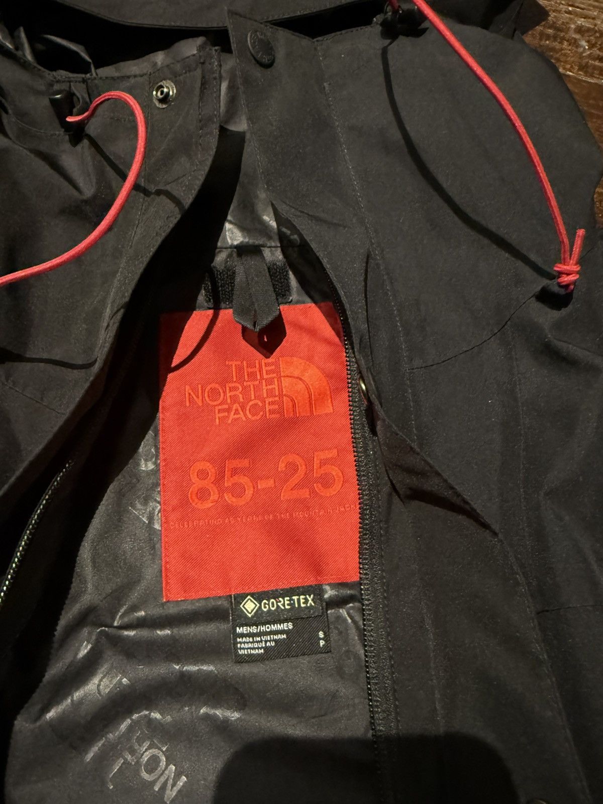 The North Face TNF Gortex Mountain Down Jacket Size US S / EU 44-46 / 1 - 10 Thumbnail