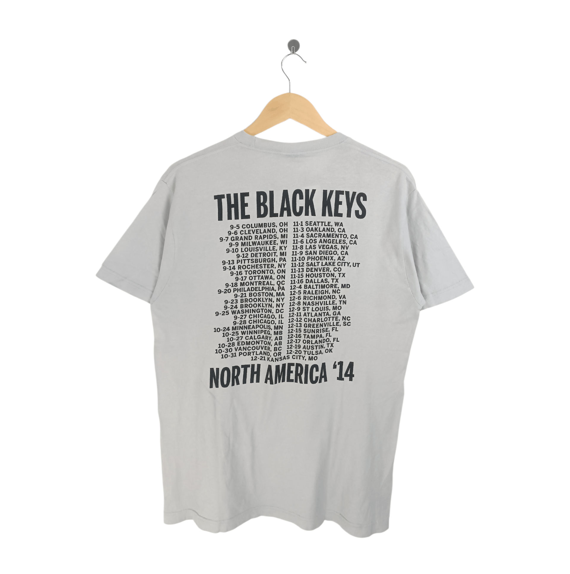 Band Tees VINTAGE '14 THE BLACK KEYS TURN BLUE TOUR white stripes rza Size US L / EU 52-54 / 3 - 2 Thumbnail