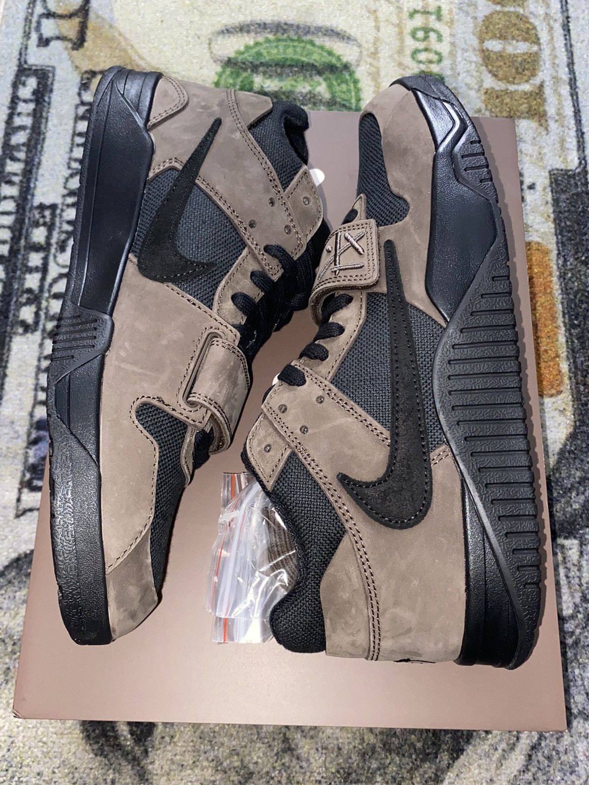 Jordan Brand × Nike × Travis Scott Jordan Jumpman Jack TR Travis Scott Dark Mocha Size US 11.5 / EU 44-45 - 2 Thumbnail