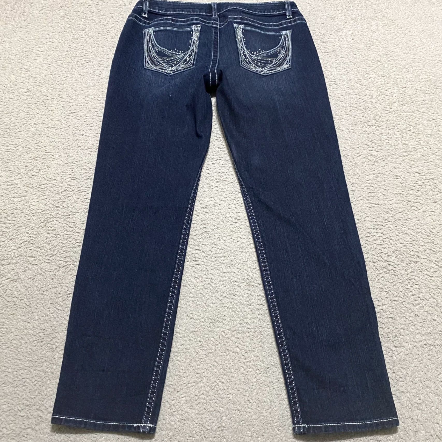 Apt. 9 Apt. 9 Jeans Womens Sz 4 Capri Denim Blue Dark Wash Straight Rhinestone Pockets Size 27" / US 4 / IT 40 - 2 Thumbnail