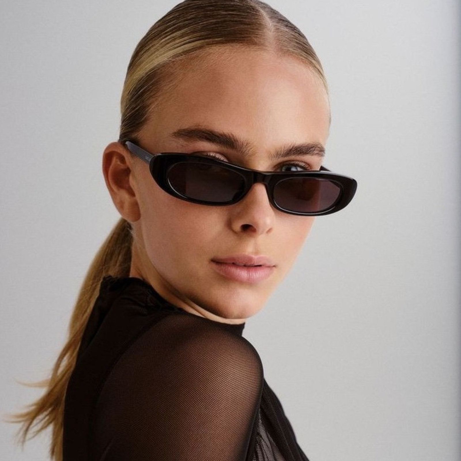 Yves Saint Laurent BRAND NEW SAINT LAURENT SUNGLASSES SL557 SHADE 001 Black Size ONE SIZE - 15 Thumbnail
