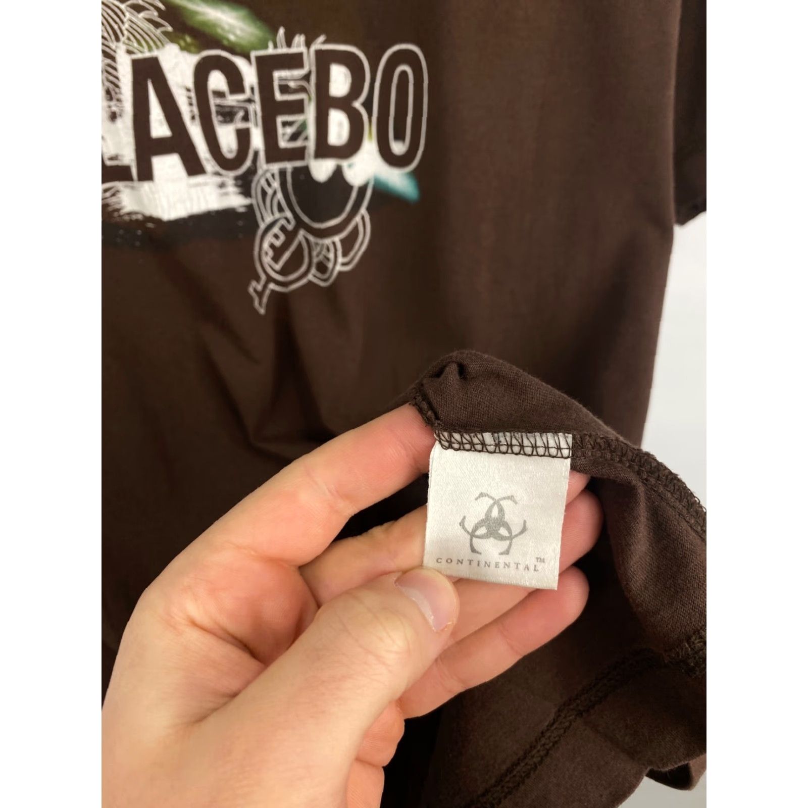 Vintage VINTAGE Placebo Shirt Mens L Brown Band Indie Rock Tee Size US L / EU 52-54 / 3 - 6 Thumbnail