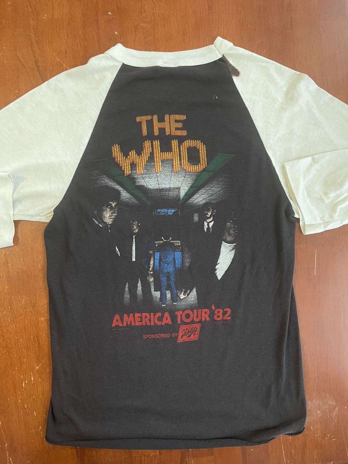 Anvil Vtg The Who 1982 North America Ragland Style Tour Tee Size M Size US M / EU 48-50 / 2 - 2 Thumbnail