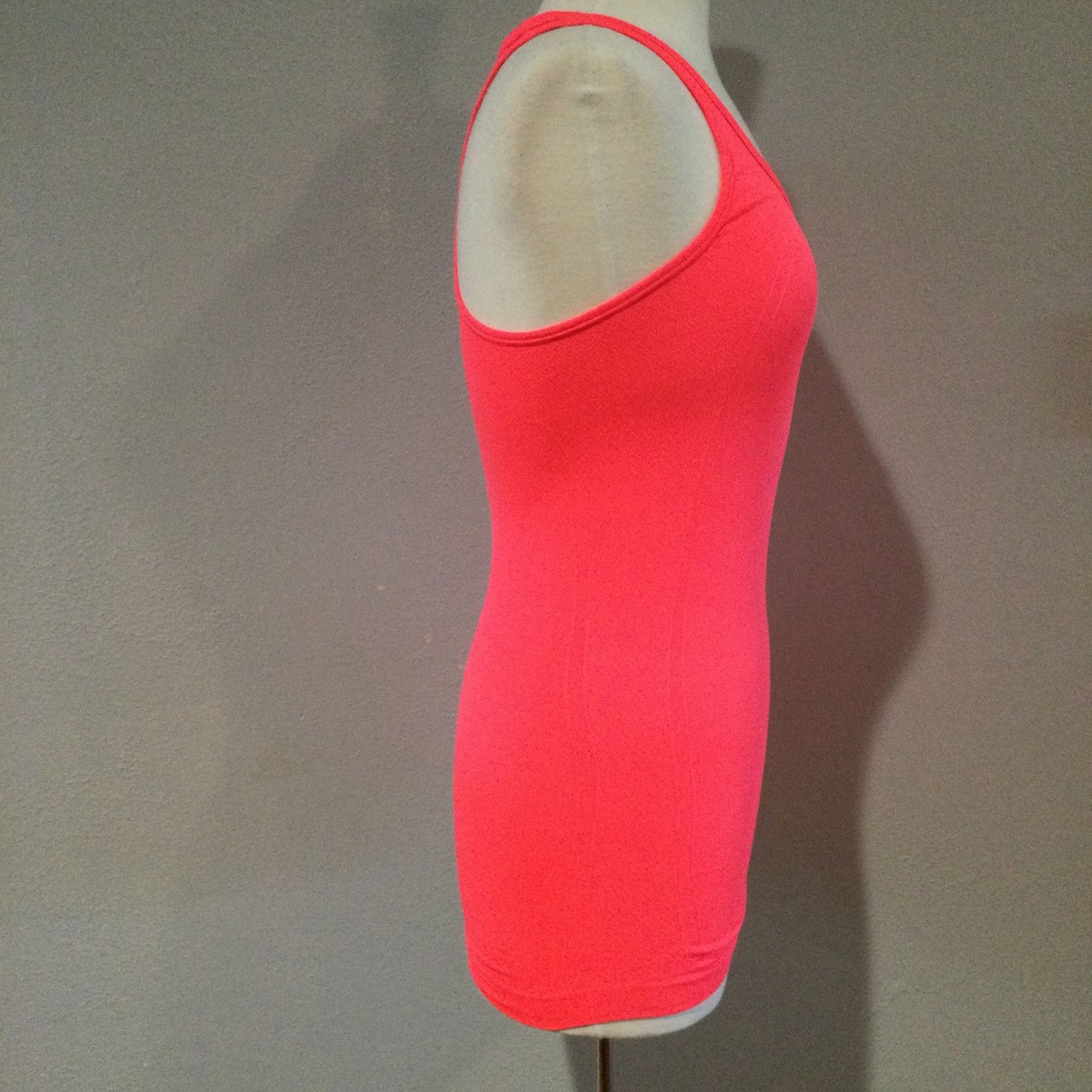 Other Bolly Queena Nylon Neon Salmon Racerback Tank Small NWOT Size S / US 4 / IT 40 - 4 Thumbnail