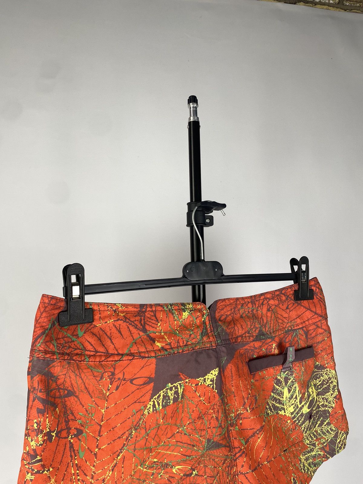 Oakley × Vintage Vintage Oakley Monogram Swim Shorts Orange Size 28" / US 6 / IT 42 - 11 Thumbnail