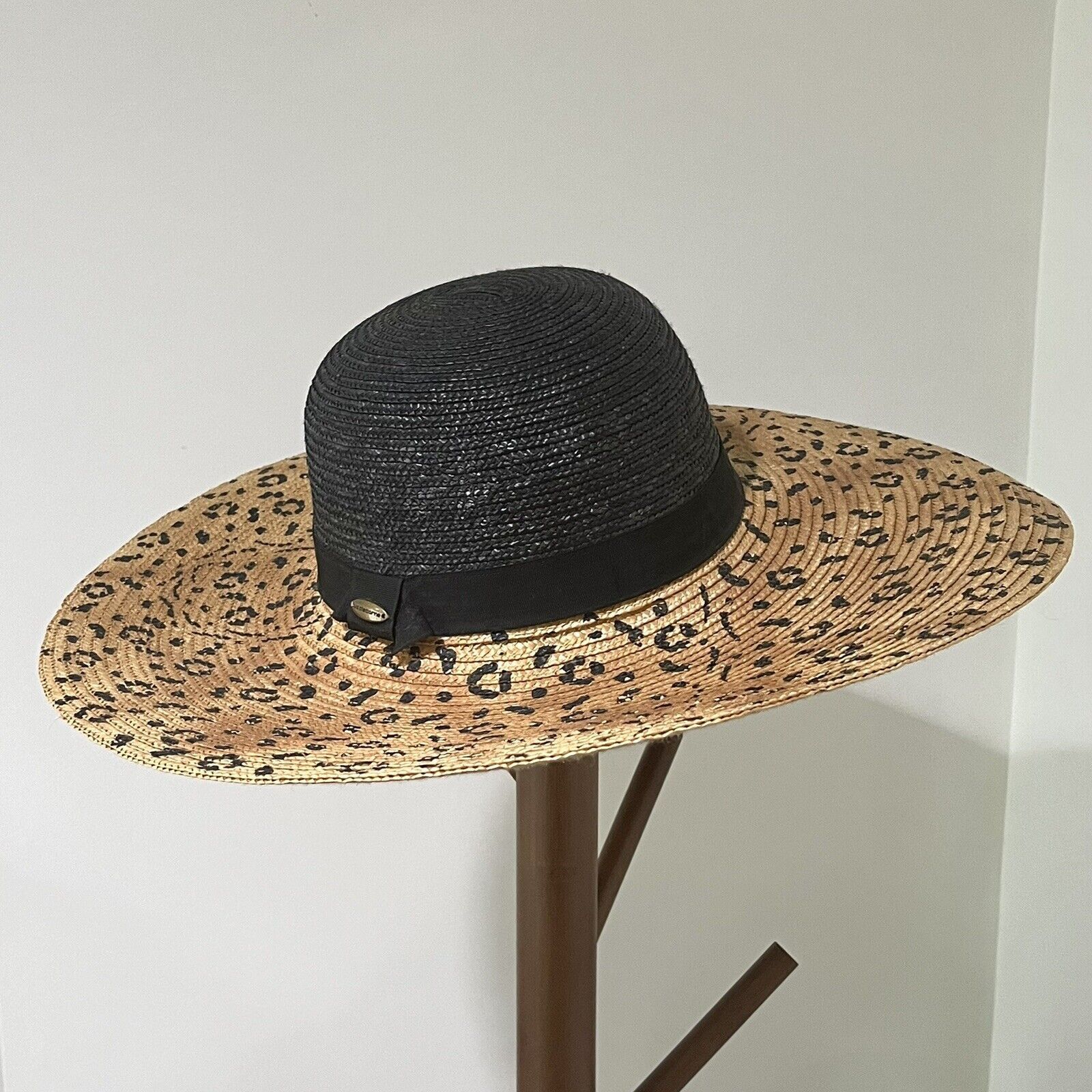 Liz Claiborne Liz Claiborne Floppy Brim Straw Sun Hat Black Cheetah Print Size ONE SIZE - 2 Thumbnail