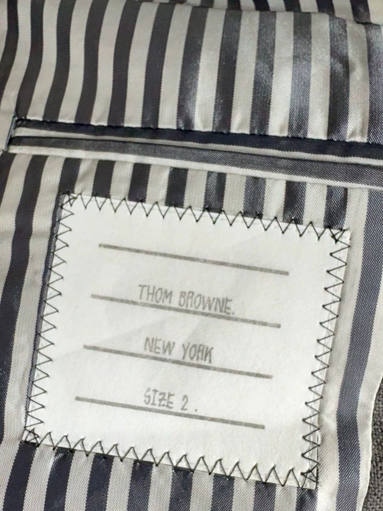 Thom Browne Thom Browne size 2 A set of gray suits Size 38S - 4 Thumbnail