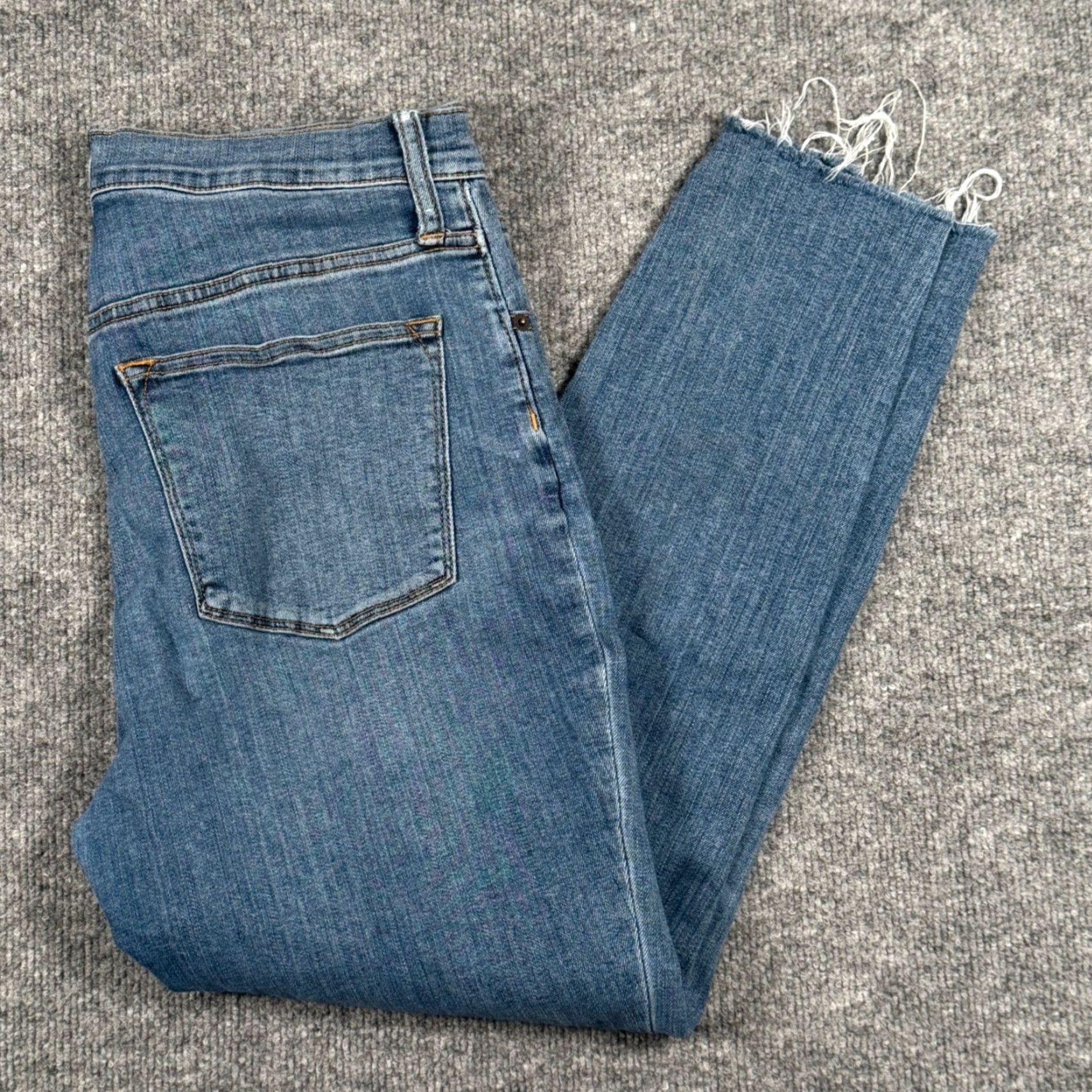 J.Crew J. Crew High Rise Skinny Jeans Button Fly Raw Hem 31x25 Denim Blue Women Sized 31 Size 24" / US 00 / IT 34 - 2 Thumbnail