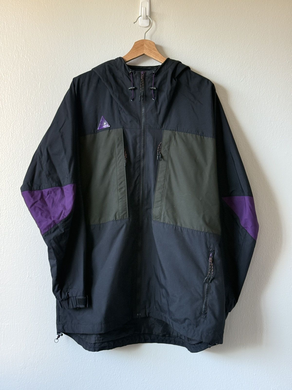 Nike ACG Windbreaker