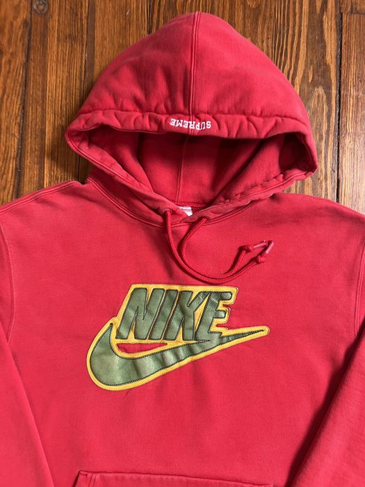 Supreme deals nike hoodie Supreme deals nike hoodie