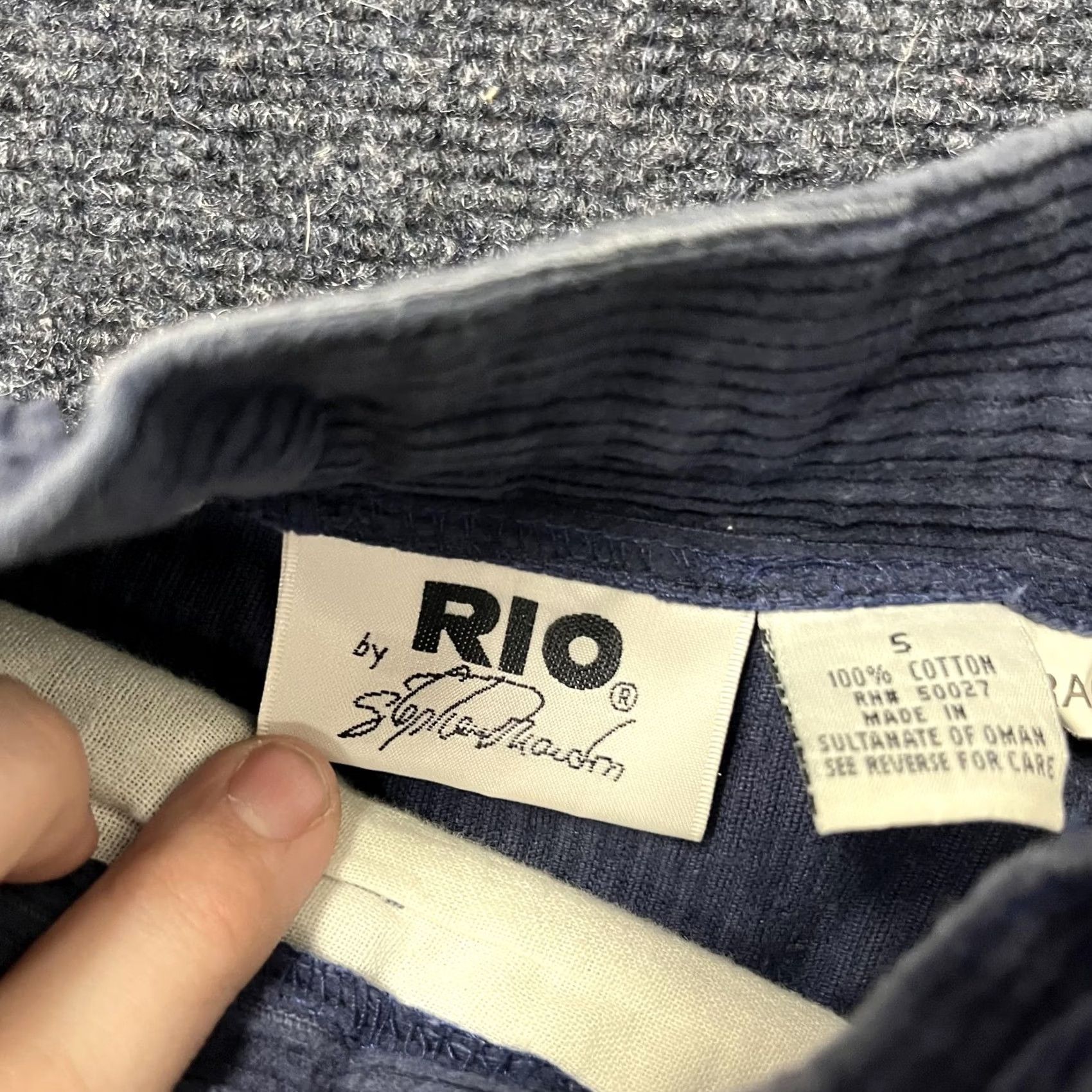 Vintage RIO Bermuda Shorts Womens Small Blue Corduroy Pleated Cuffed Relaxed Casual Size 28" / US 6 / IT 42 - 2 Thumbnail