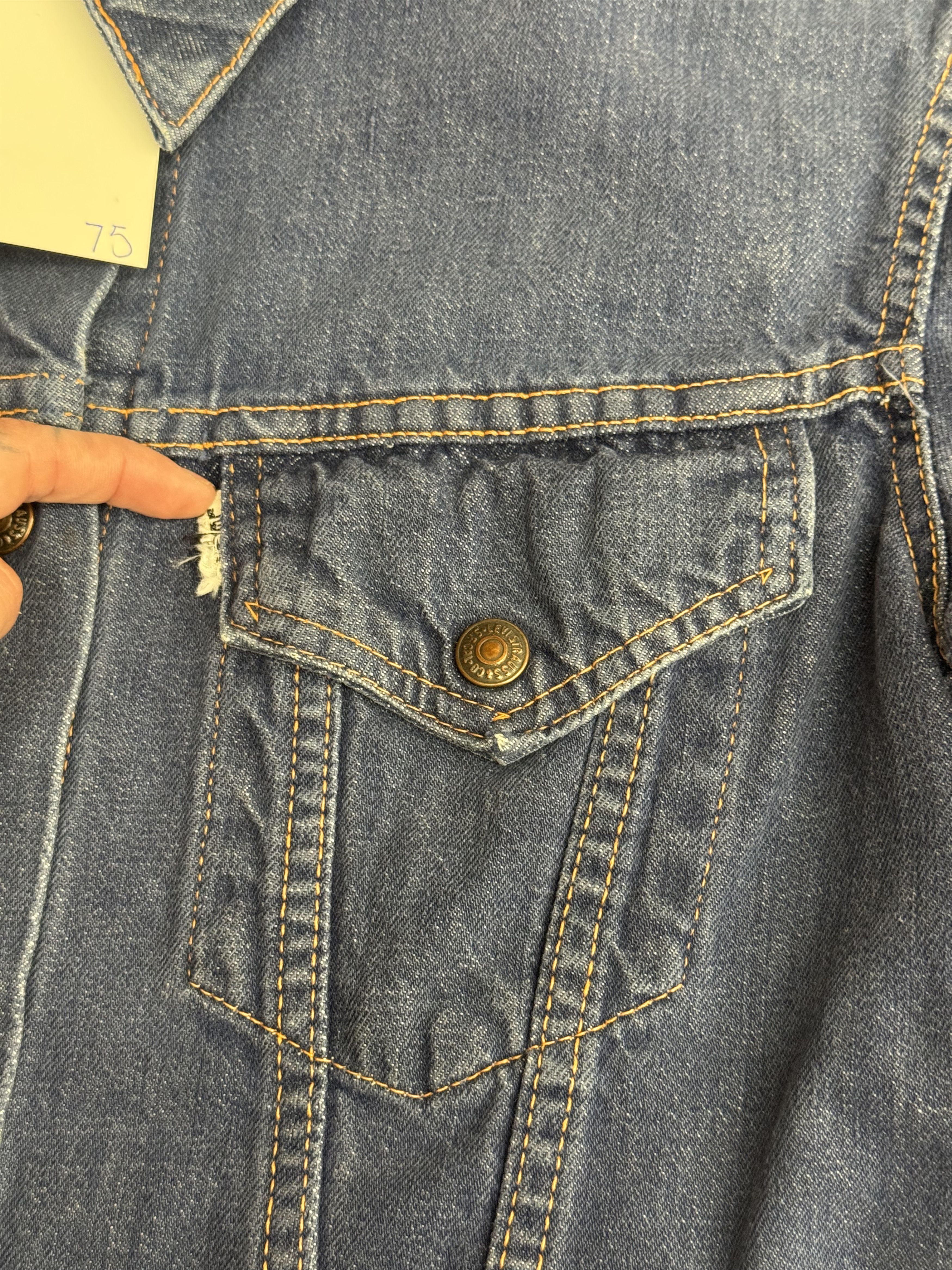 Levi's Vintage Levi's Denim Jacket Size L / US 10 / IT 46 - 2 Thumbnail