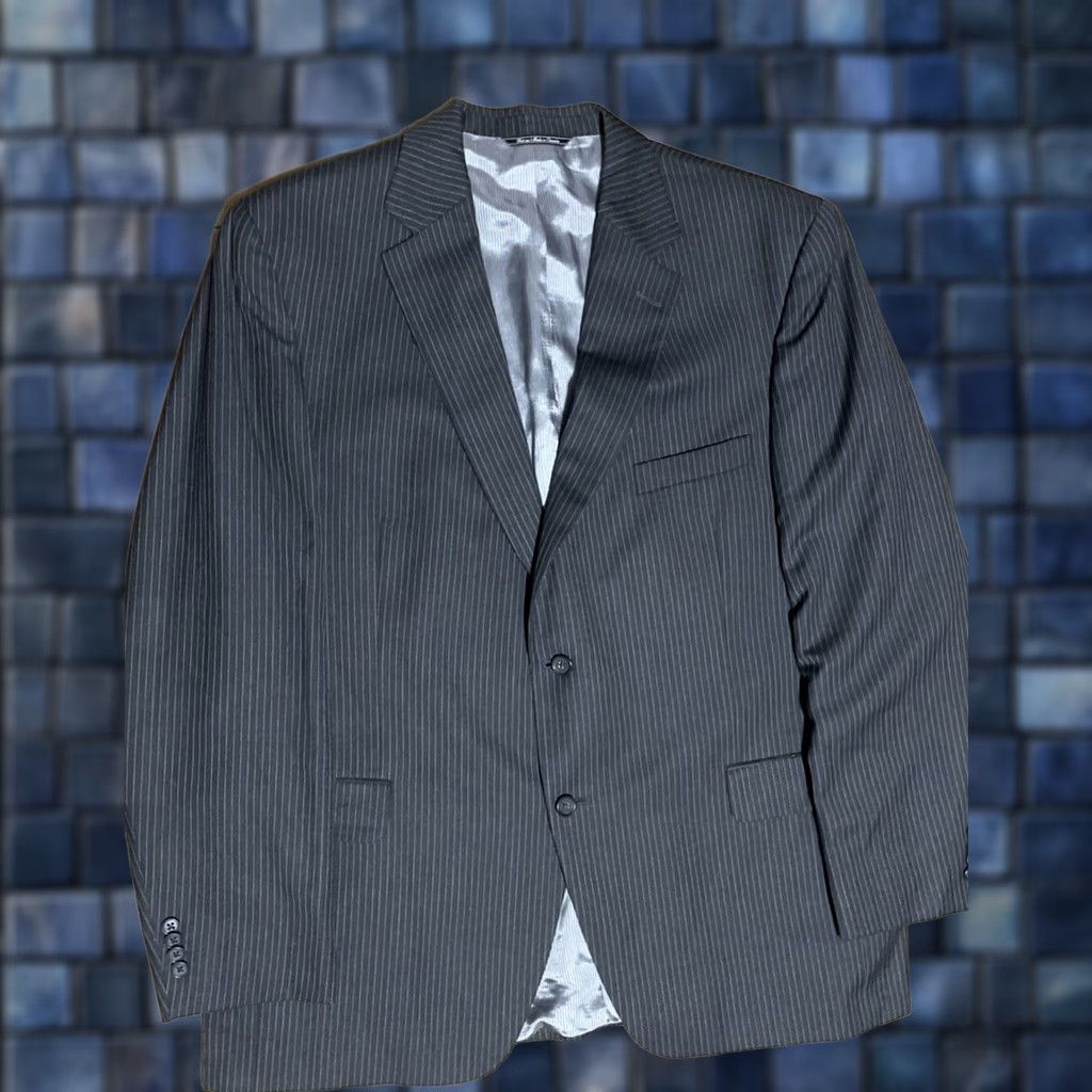 Jack Victor VINTAGE Jack Victor 2 Piece Dark Gray Pinstripe Suit Mens 46R Sport Jacket 40x28.5 Trousers Size US 30 / EU 46 - 1 Thumbnail