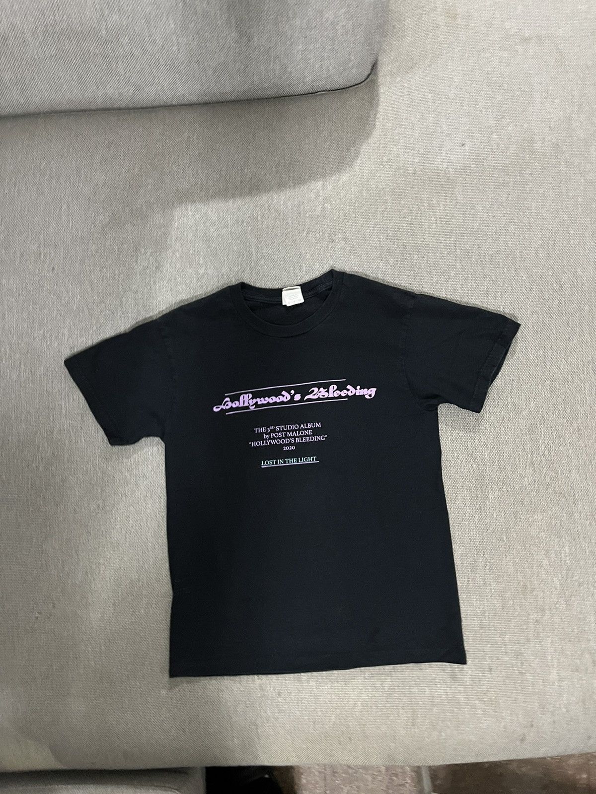 Band Tees × Rap Tees Post Malone Hollywoods bleeding 2020 Tour Tshirt Size US S / EU 44-46 / 1 - 1 Thumbnail