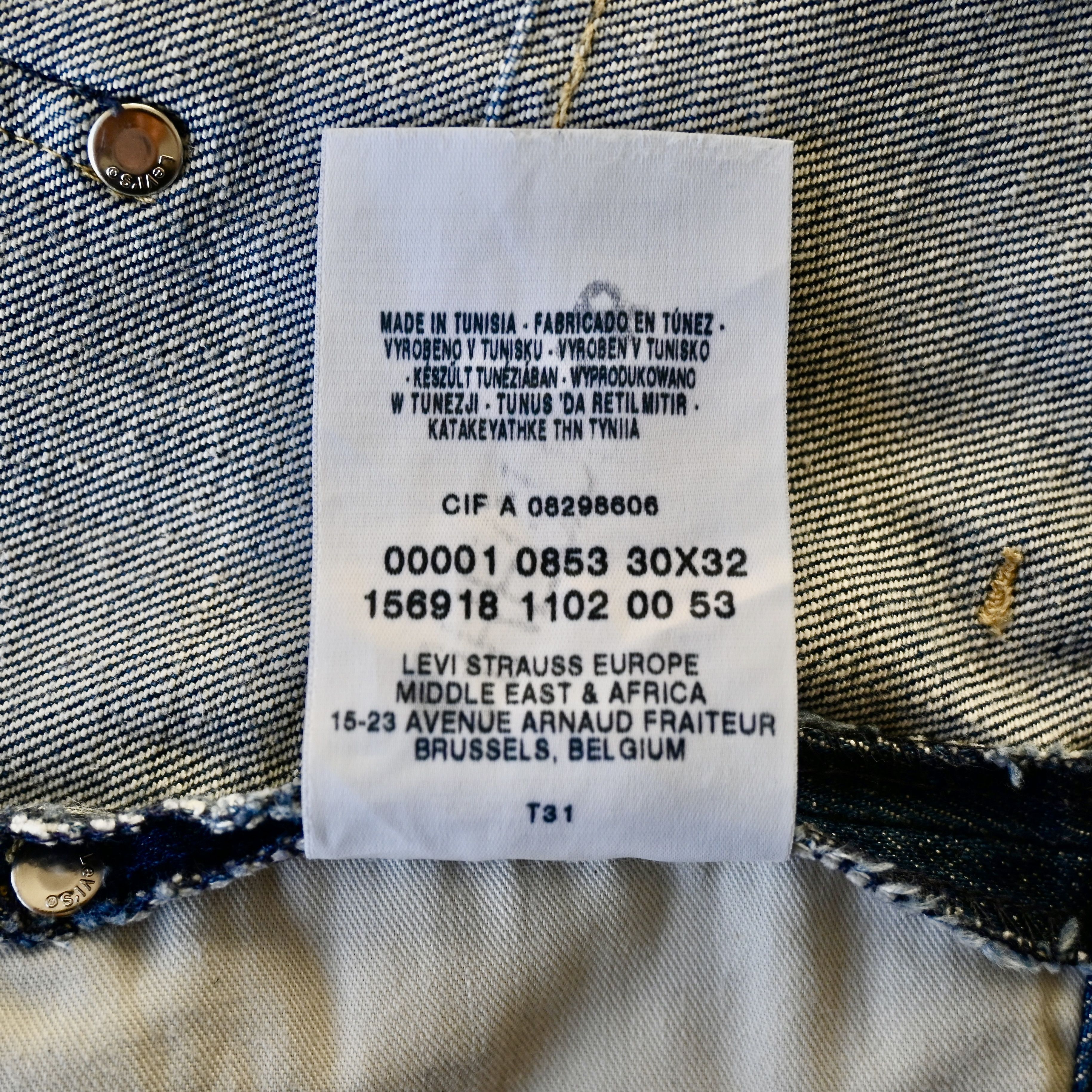 Levi's RARE, 2000s Levi's Europe 3D cut painted jeans, 30 x 32 Size US 30 / EU 46 - 22 Thumbnail