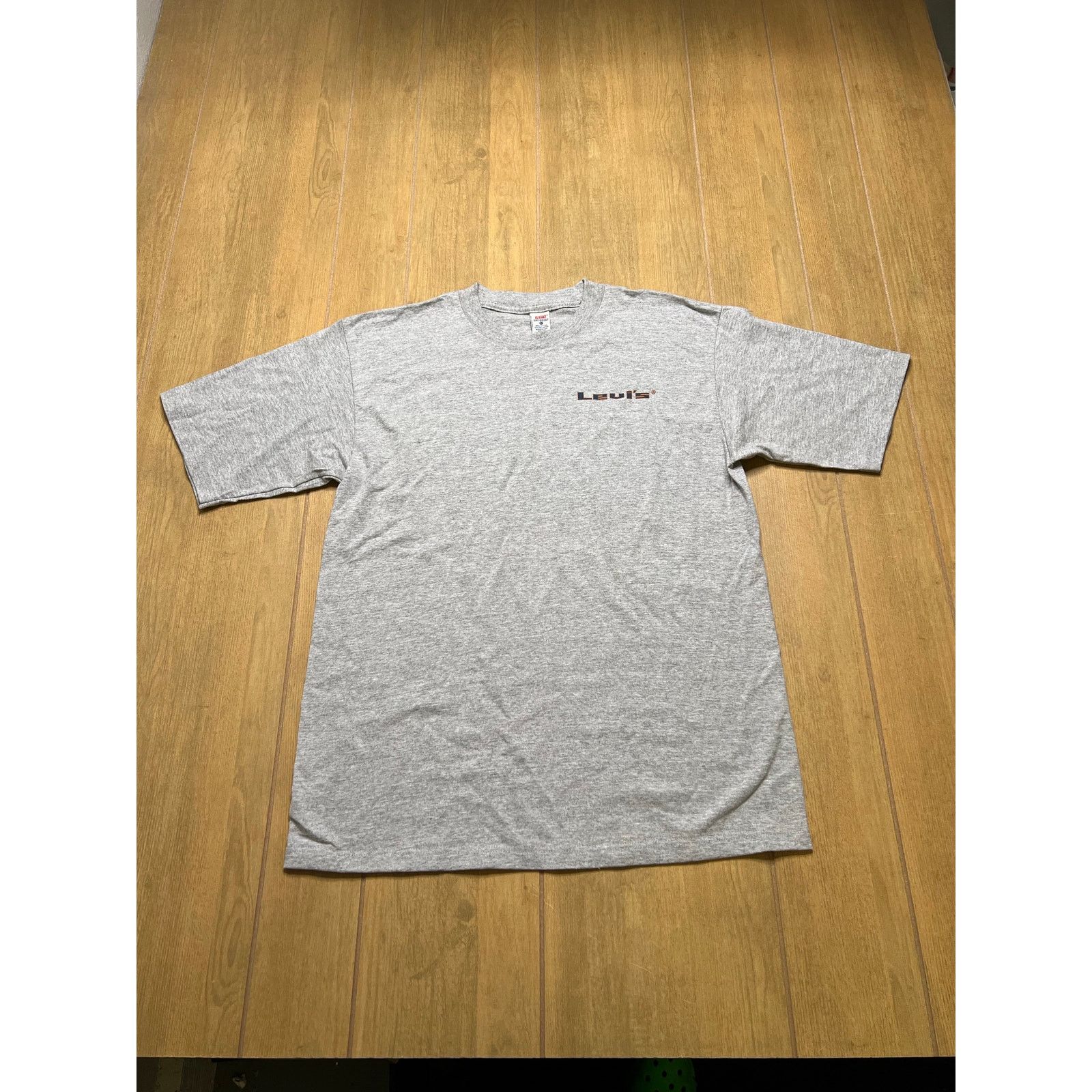 Levi's Vintage 90s Levis Dry Goods T Shirt USA Made Gray Skate Sz L Size US L / EU 52-54 / 3 - 5 Thumbnail