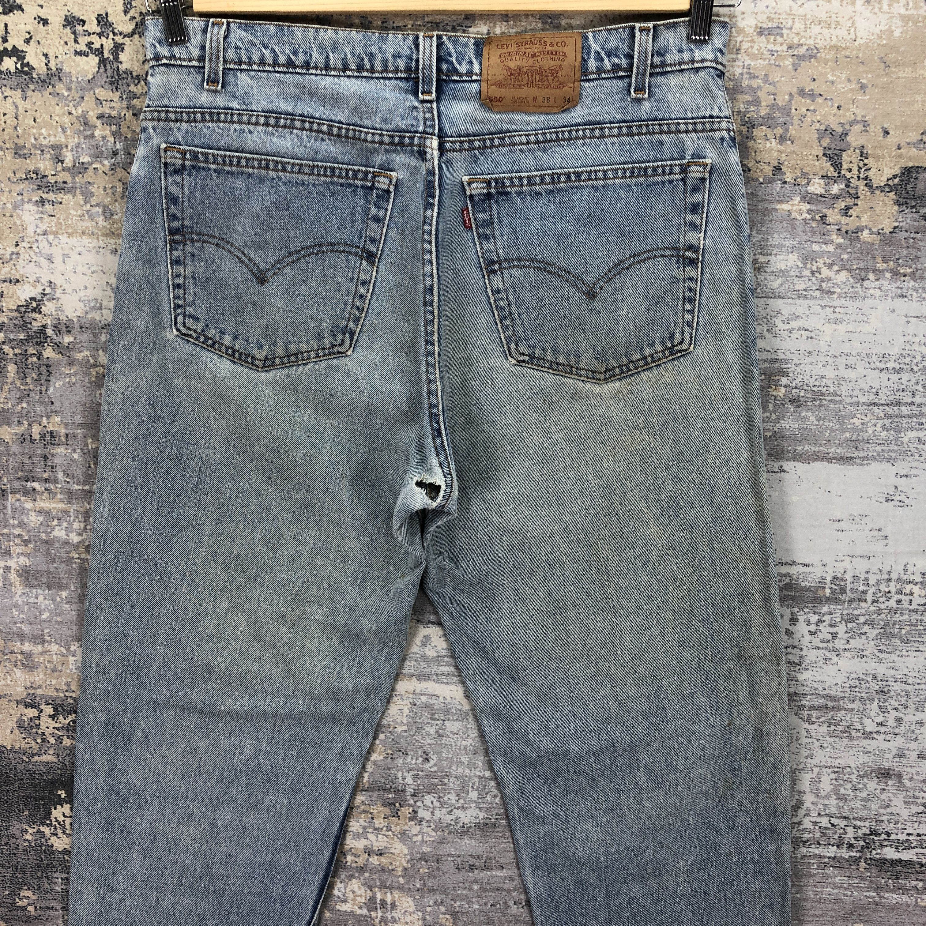 Levi's Vintage Levis Light Wash Jeans Levi's Ripped Faded Denim Size US 36 / EU 52 - 4 Thumbnail