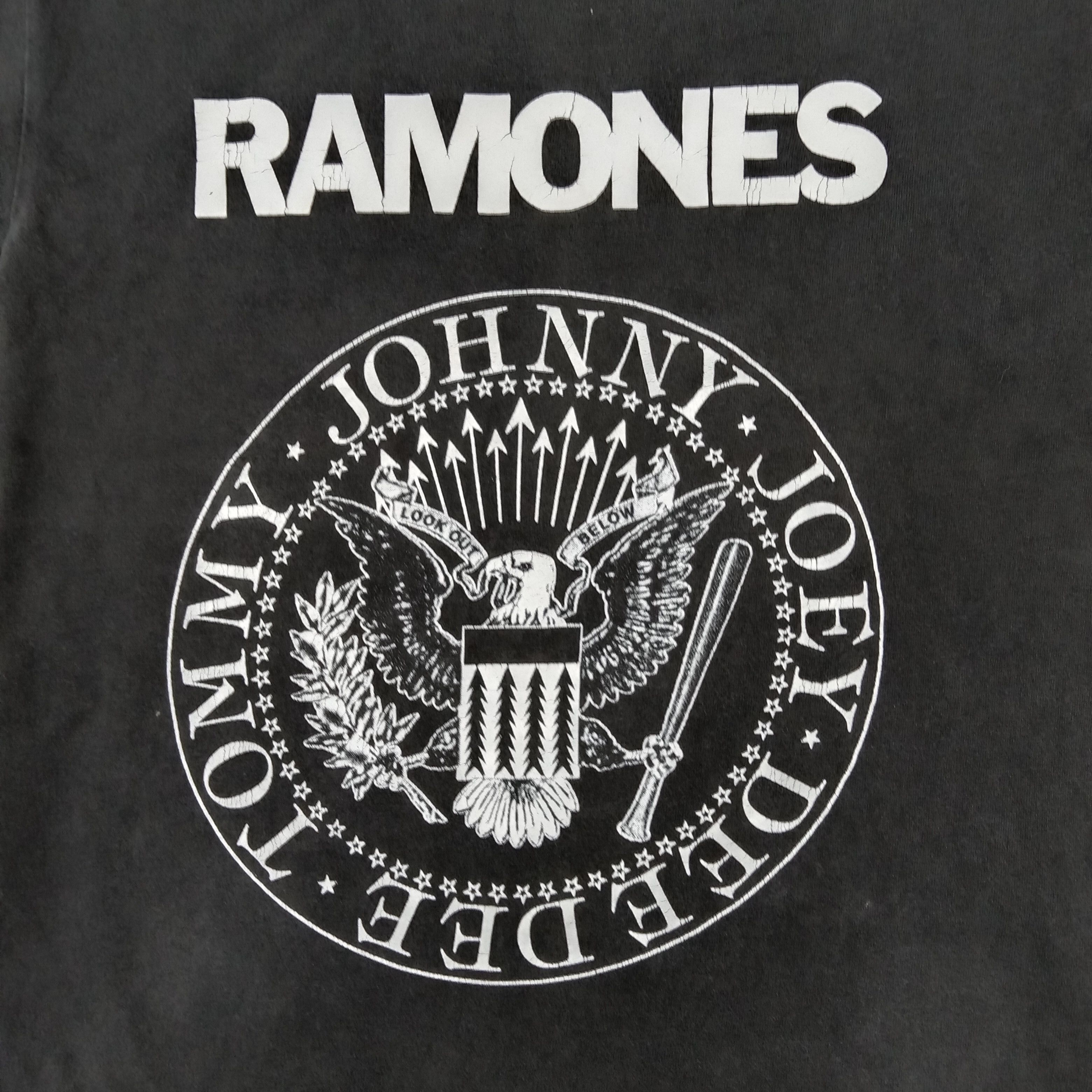 Band Tees × Vintage Ramones American Rock Band Crop Tshirt Size US S / EU 44-46 / 1 - 2 Thumbnail