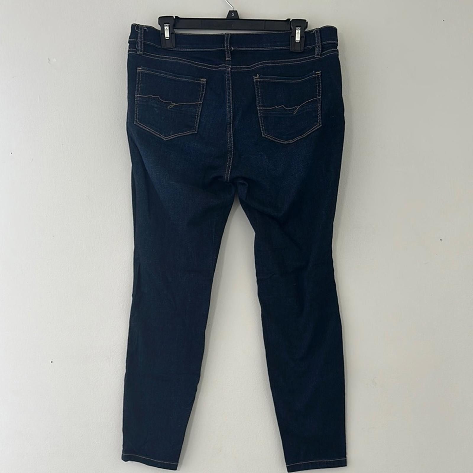 Other Soho Blue Ankle Cropped Jeans Size 30" / US 8 / IT 44 - 3 Thumbnail