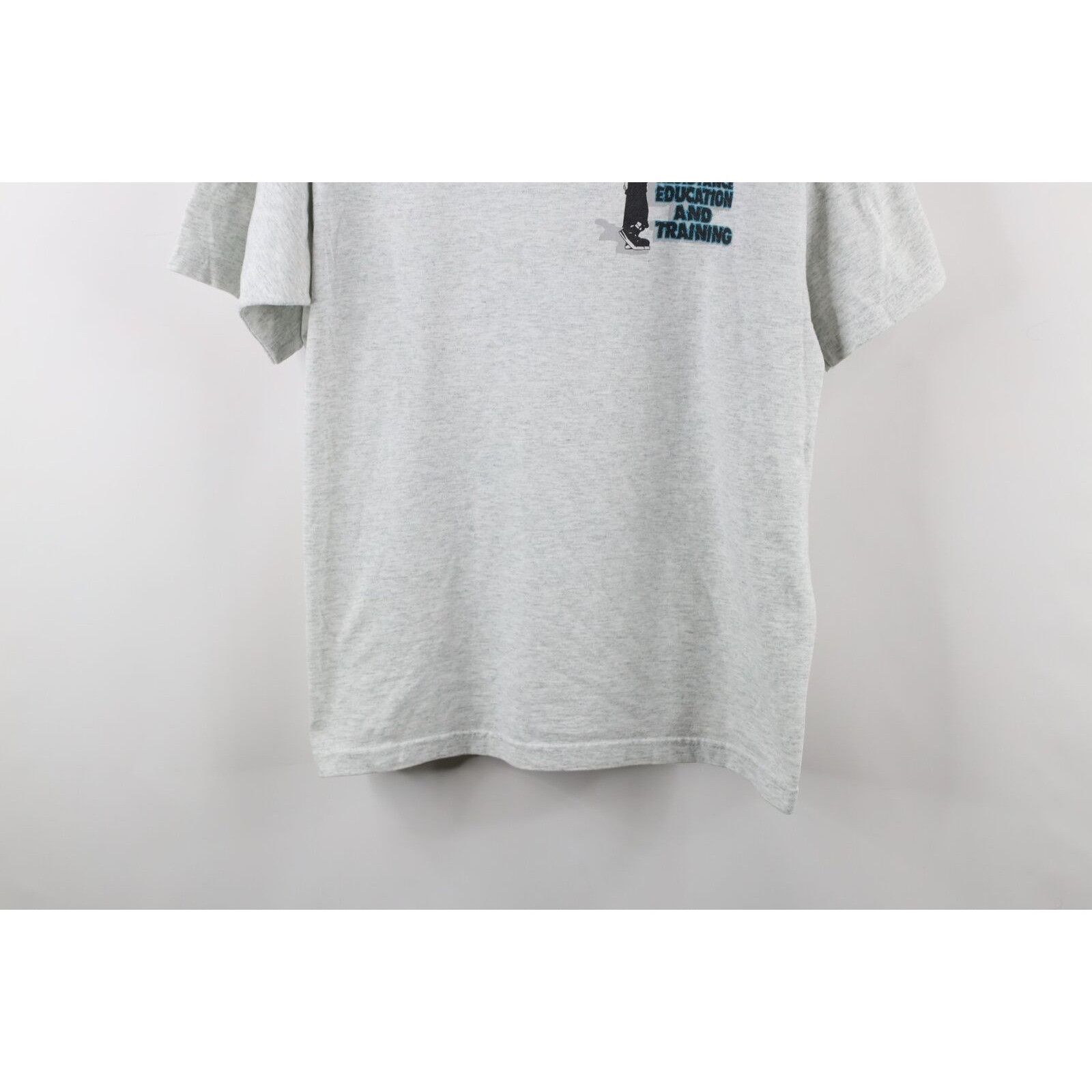 Vintage Vintage 90s Streetwear Spell Out Gang Resistance T-Shirt Size US L / EU 52-54 / 3 - 3 Thumbnail