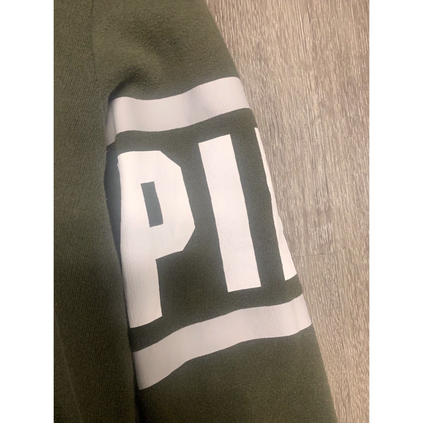 Victoria's Secret VINTAGE Victoria's Secret PINK Army Green Full Zip Sweatshirt Hoodie SIZE S Women Ladies Green Army Style Activewear” Size S / US 4 / IT 40 - 3 Thumbnail
