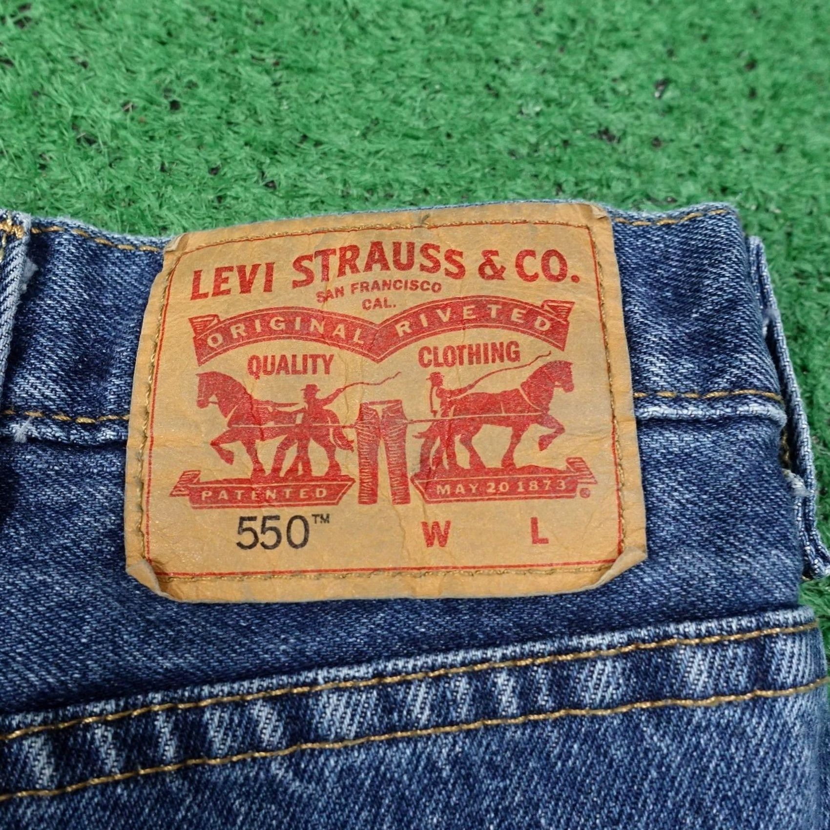 Levi's Levi's 550 Jeans Mens 48x34 Blue Medium Wash Relaxed Tapered Denim Pants Big & Tall Mens Jeans Size US 32 / EU 48 - 5 Thumbnail
