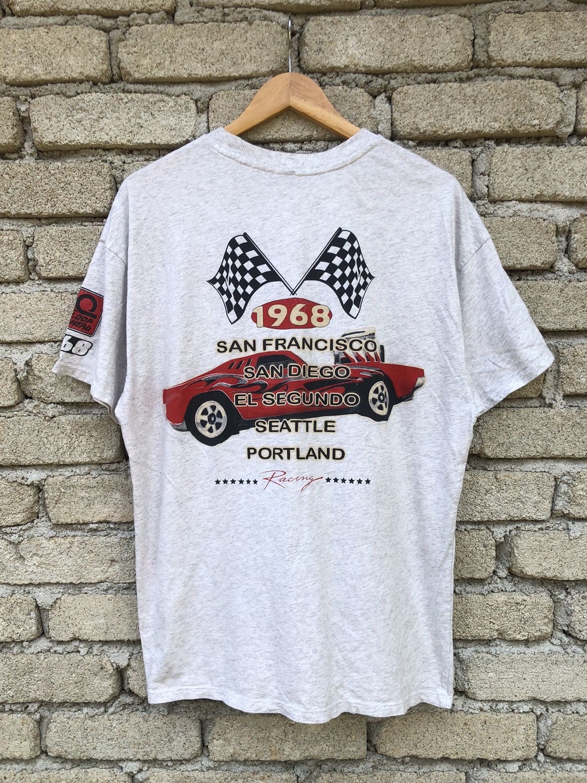 Vintage Divided X Hotwhells 1968 Loop Ahead Racing Tour Tee Size US L / EU 52-54 / 3 - 1 Thumbnail