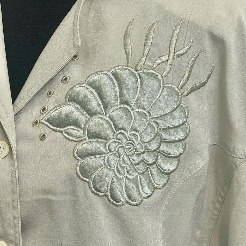 Other Vintage CC Sport Shell Embroidered Sea Foam Button Jacket M Size M / US 6-8 / IT 42-44 - 3 Thumbnail