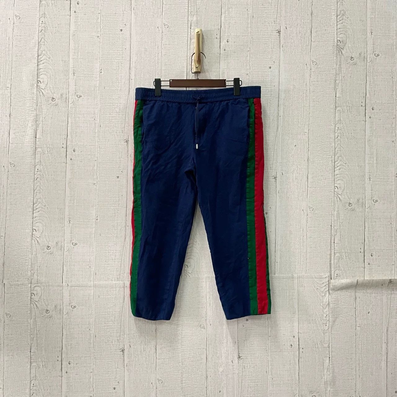 Gucci GUCCI Red Green Stripe Cropped Pants Size US 34 / EU 50 - 1 Thumbnail